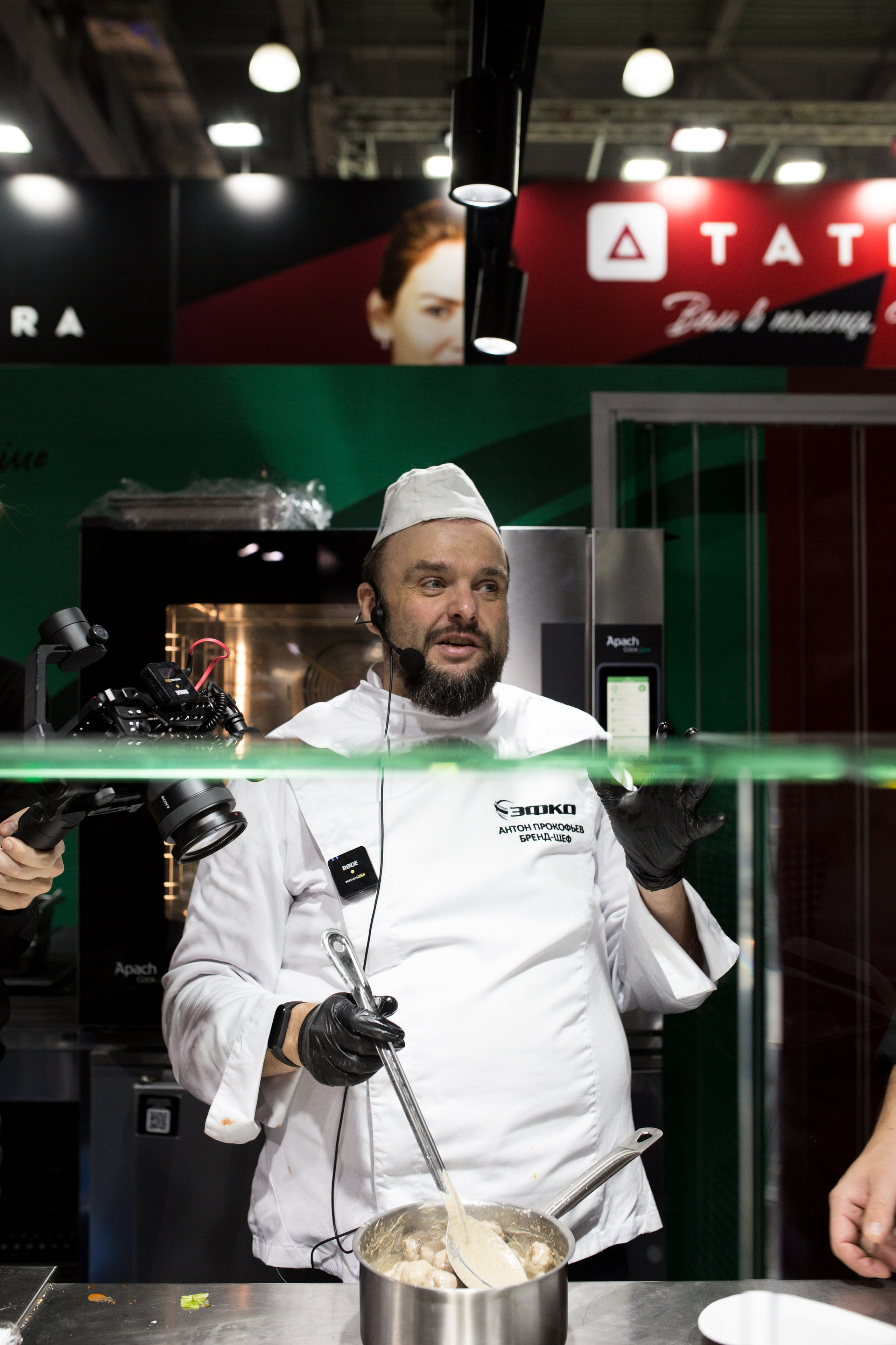 Выставка Apach. Свадебный и семейный фотограф в Москве Julia Juice