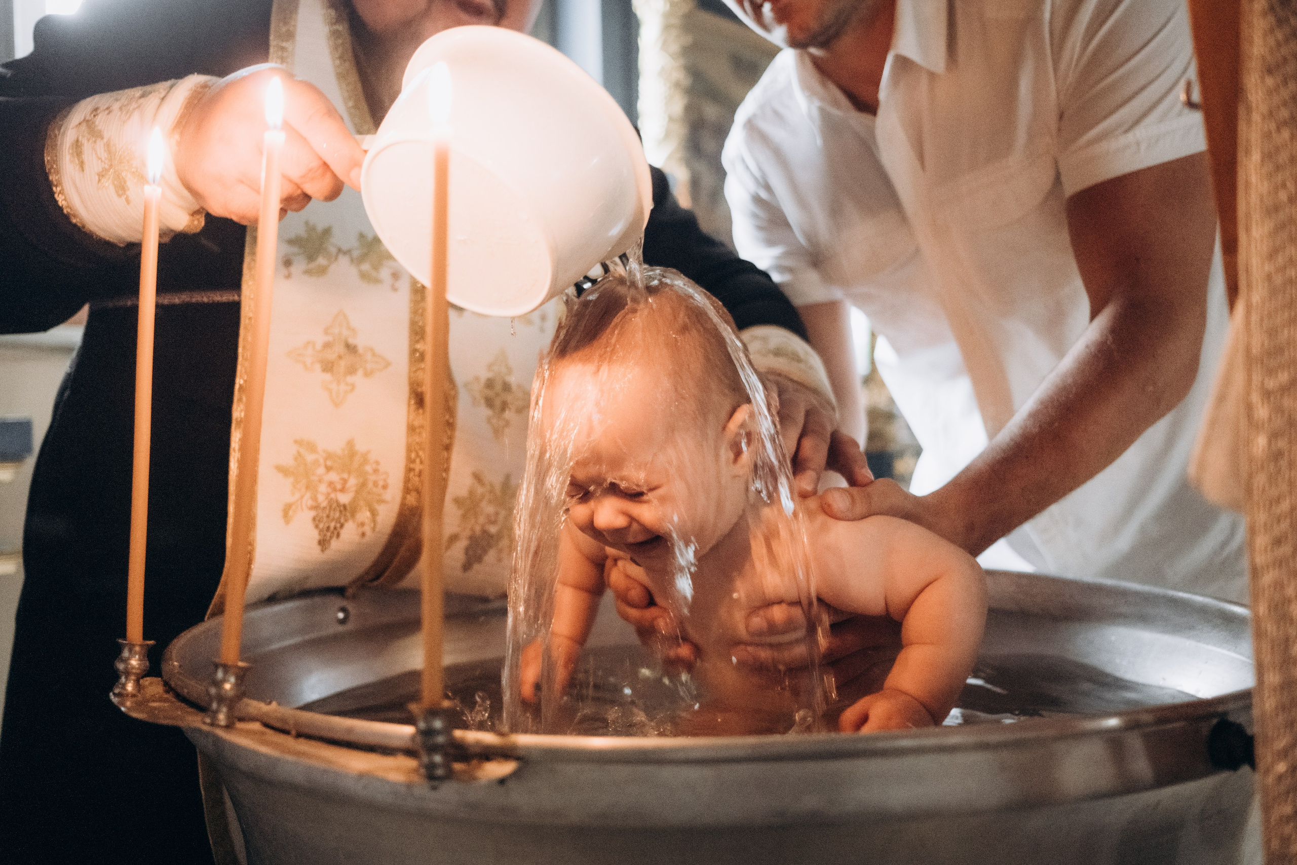 Крещение Киры. Главная