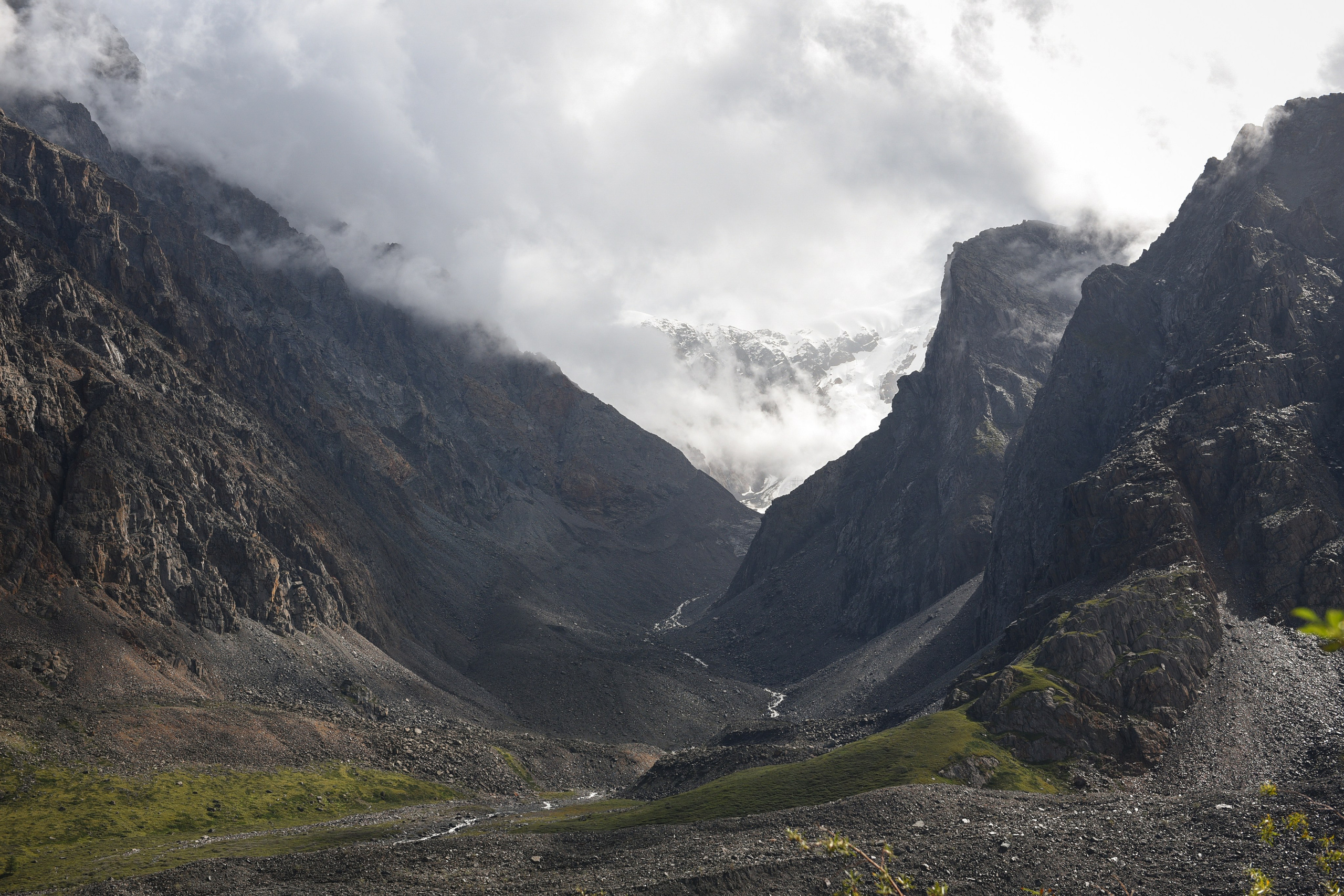 Landscapes. Anastasia Serdyuk, travel photographer, travel photo, portraits, stories, fineart prints