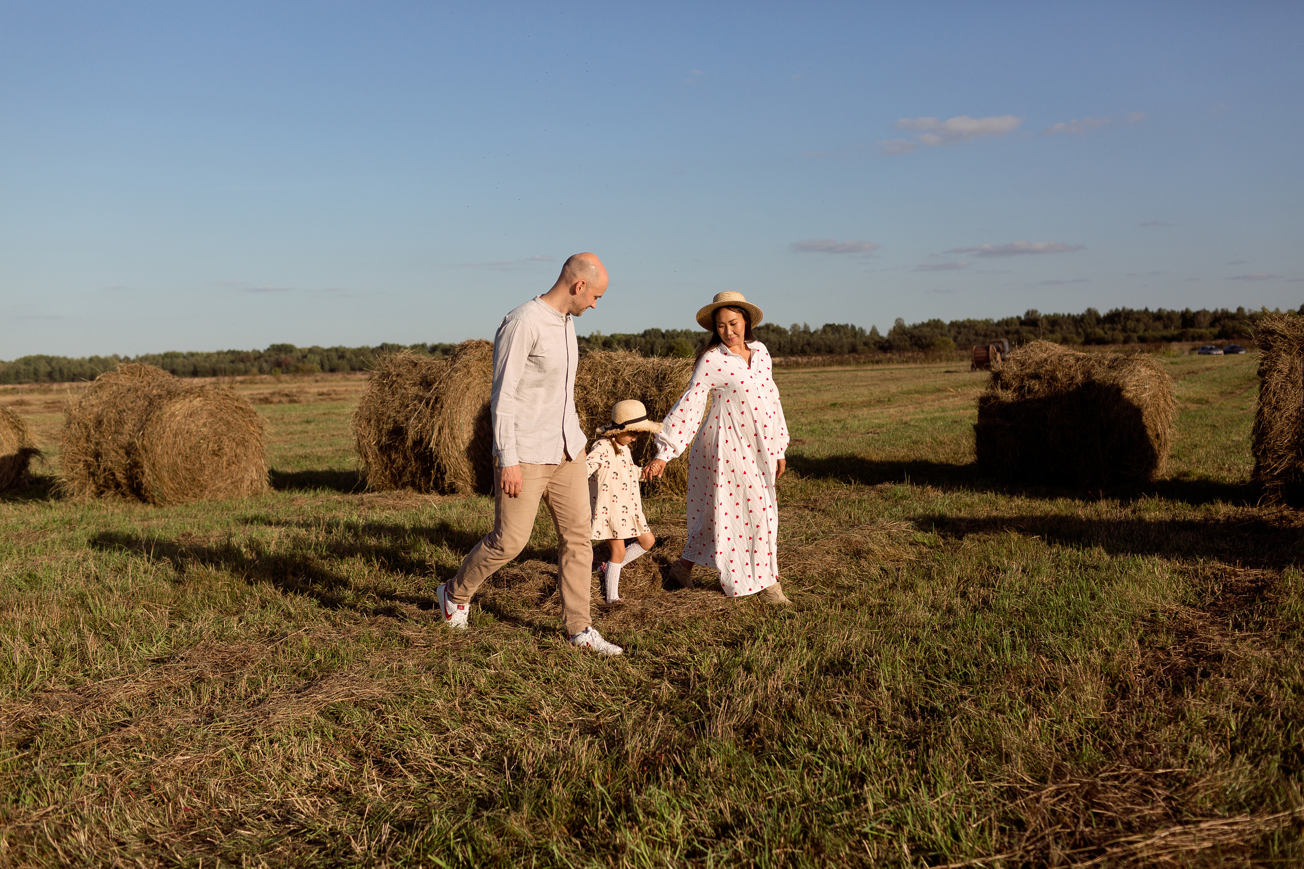 Прогулка в полях. Свадебный и семейный фотограф Спб Бошман Ирина