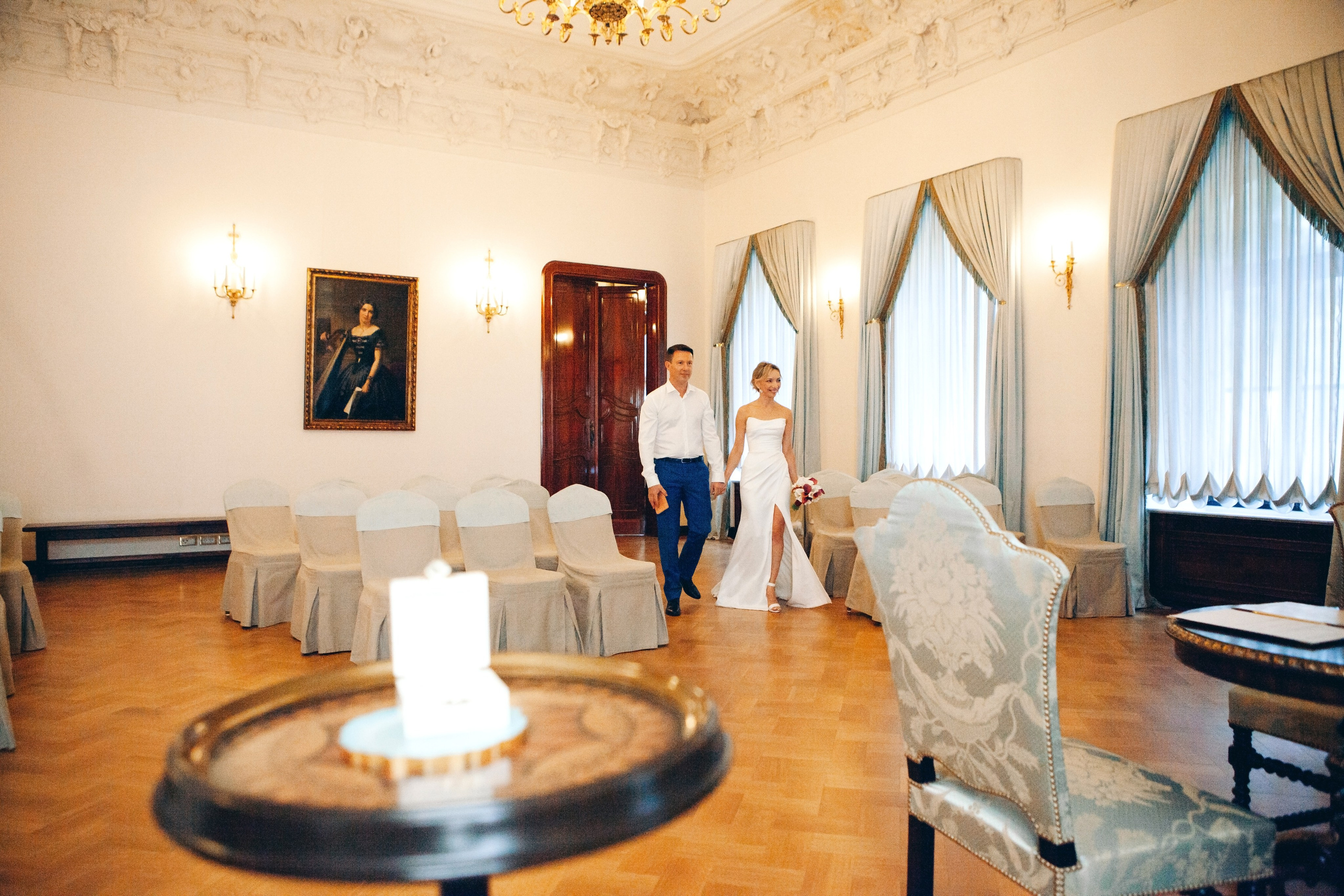 Утро невесты и фотосессия в гостинице radisson collection hotel moscow бывшая гостиница украина. Фотограф Ольга Ефремова