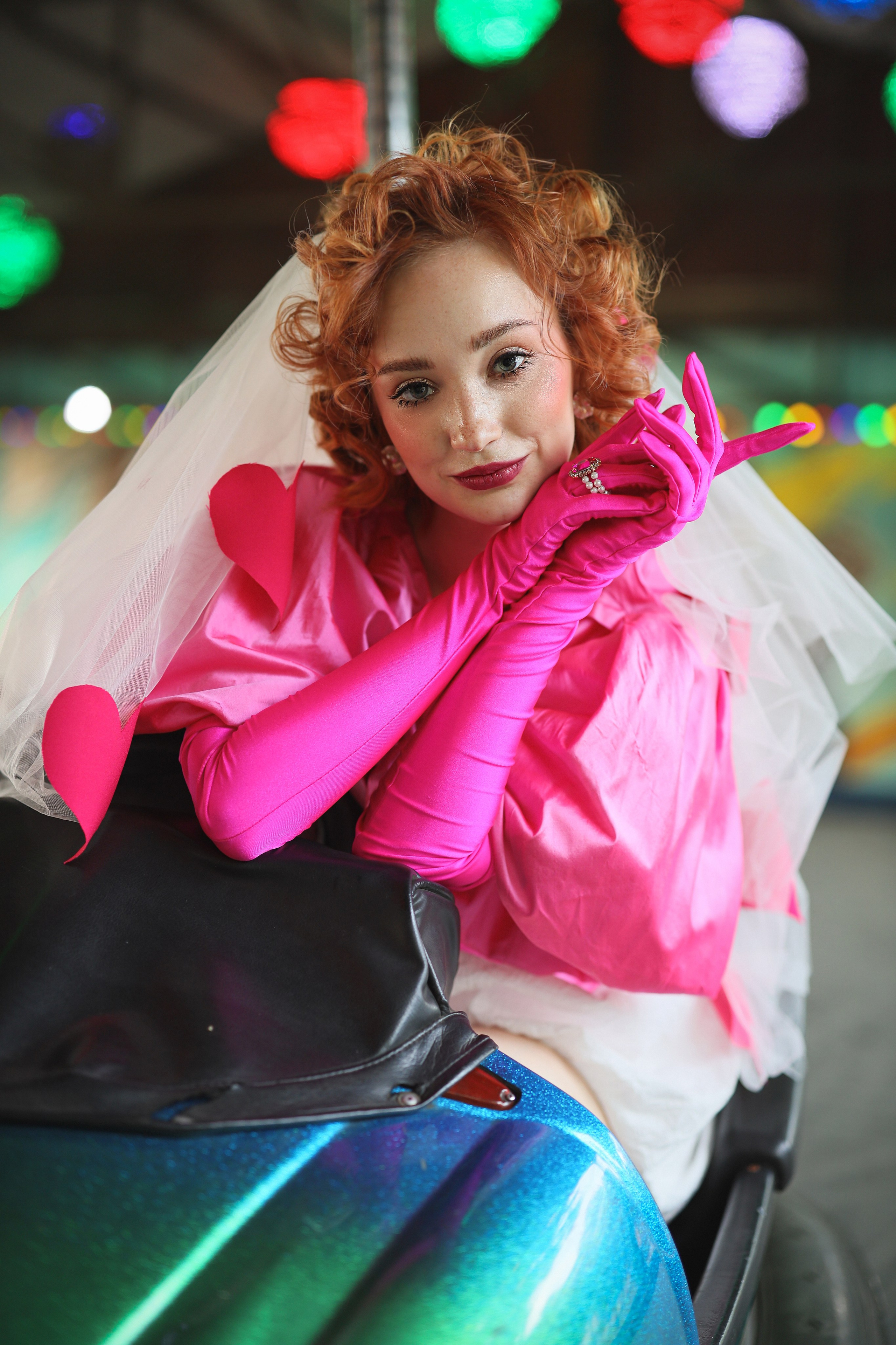 Свадебная фотосессия в парке аттракционов. Свадебный и семейный фотограф в Абхазии Жанна Соснина