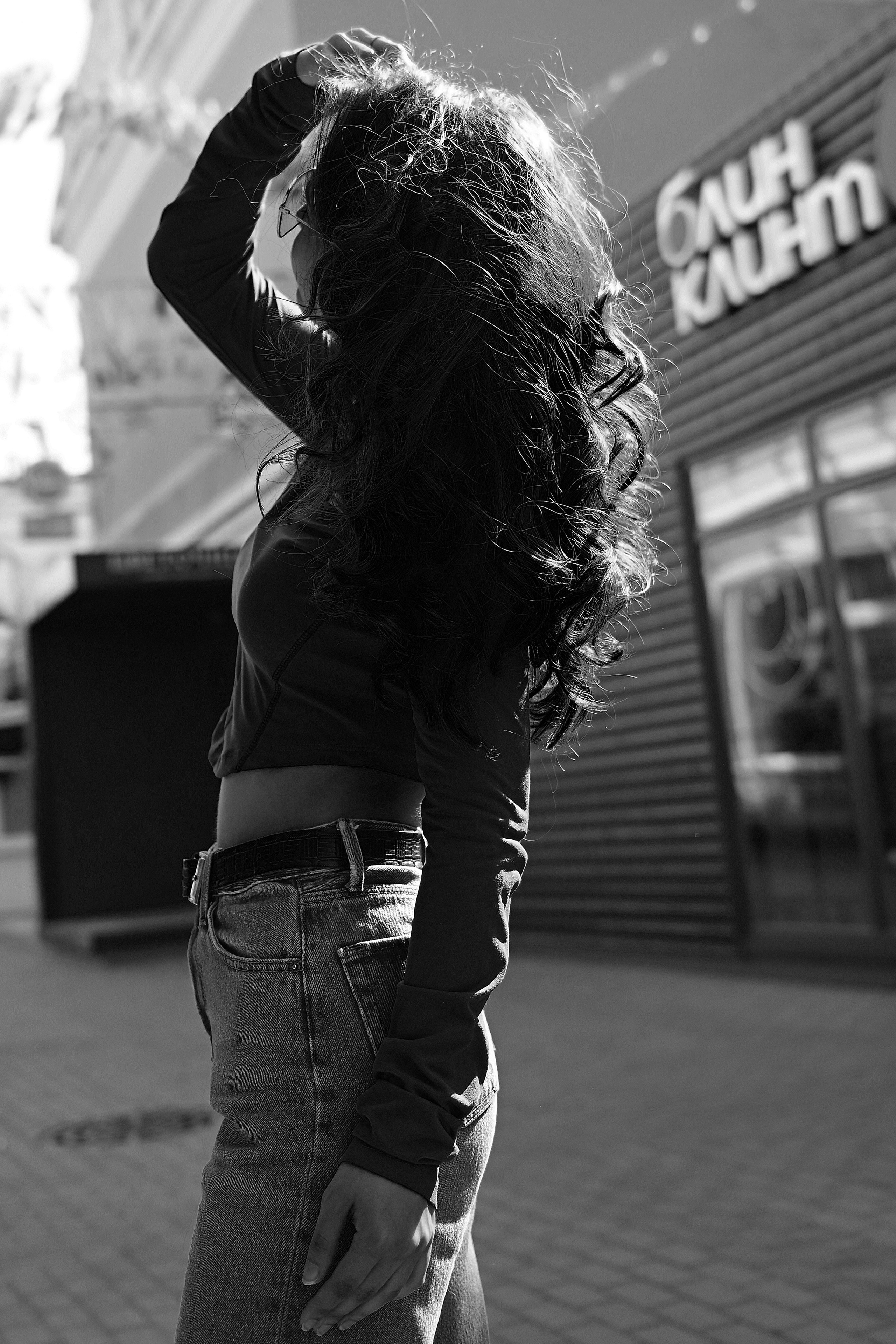 Индивидуальная прогулочная в городе. Свадебный, семейный, детский, контент фотограф в Омске Максим Ильин