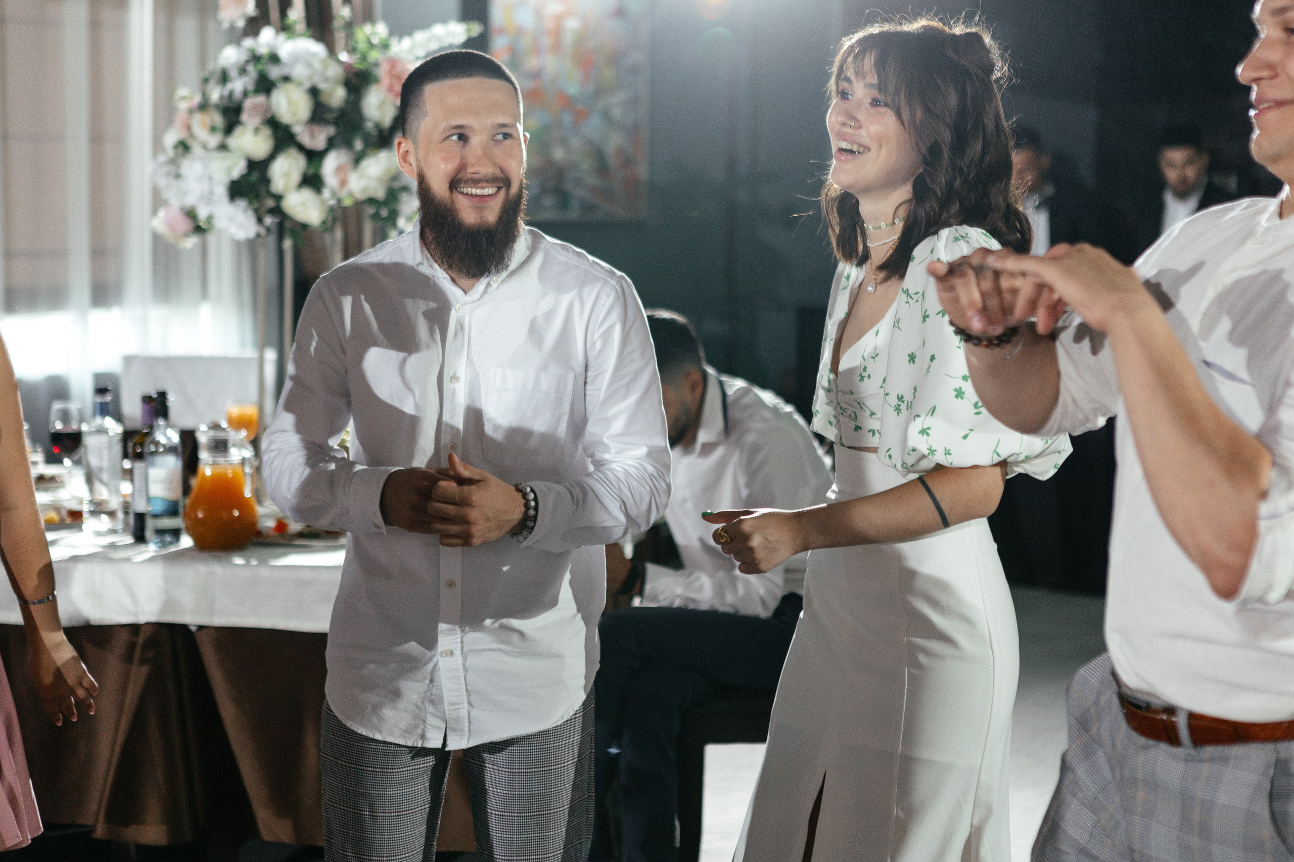 Свадебный фотограф Уфа — Руслан ГабдлисламовЖивые эмоции, красивые кадры, воспоминания на всю жизнь.Работаю по всей Республике Башкортоста. Свадебный фотограф Уфа Руслан Габдлисламов