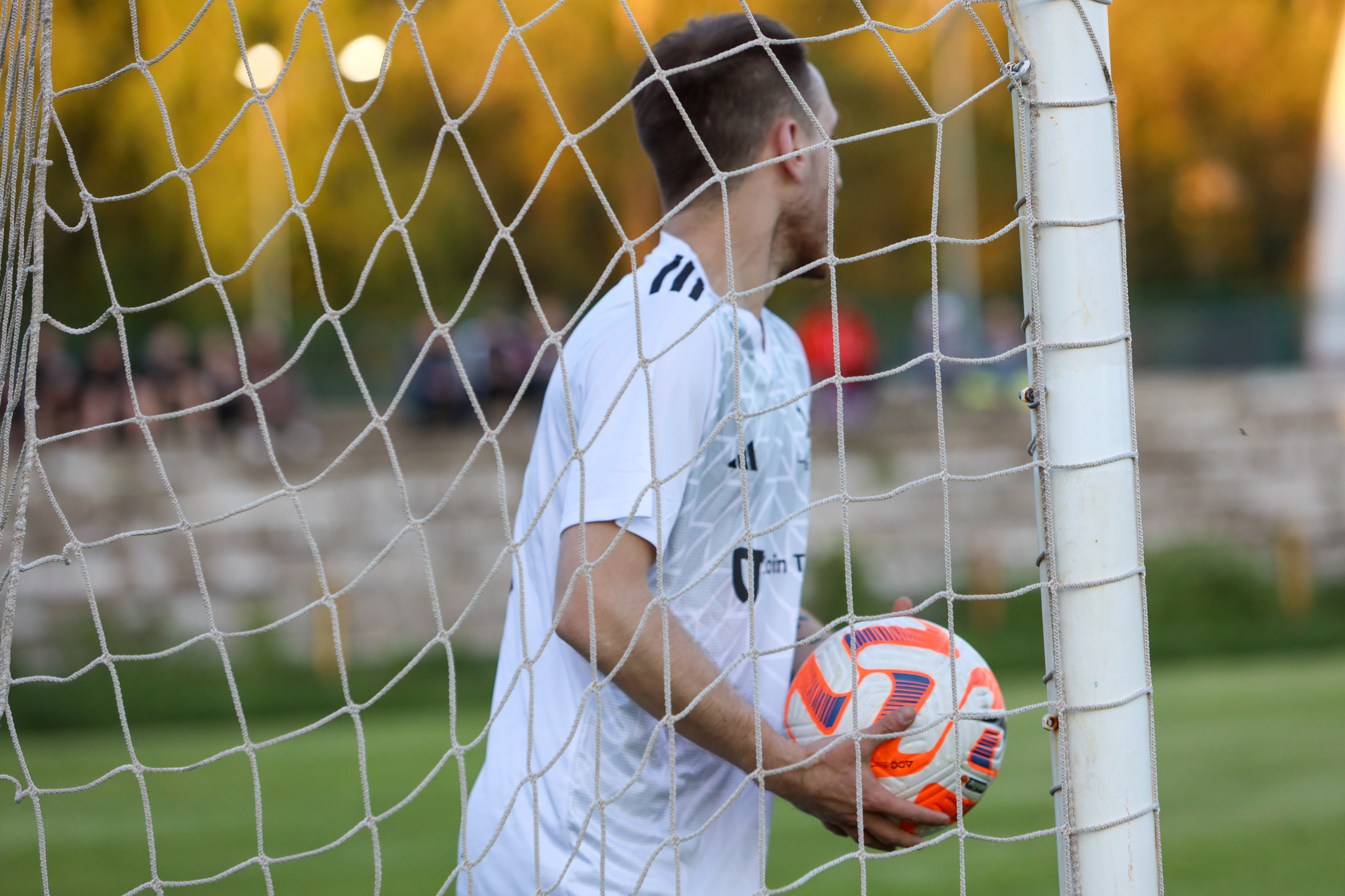 Чайка — Торпедо. Взрослое первенство города по футболу. Спортивный фотограф в Самаре