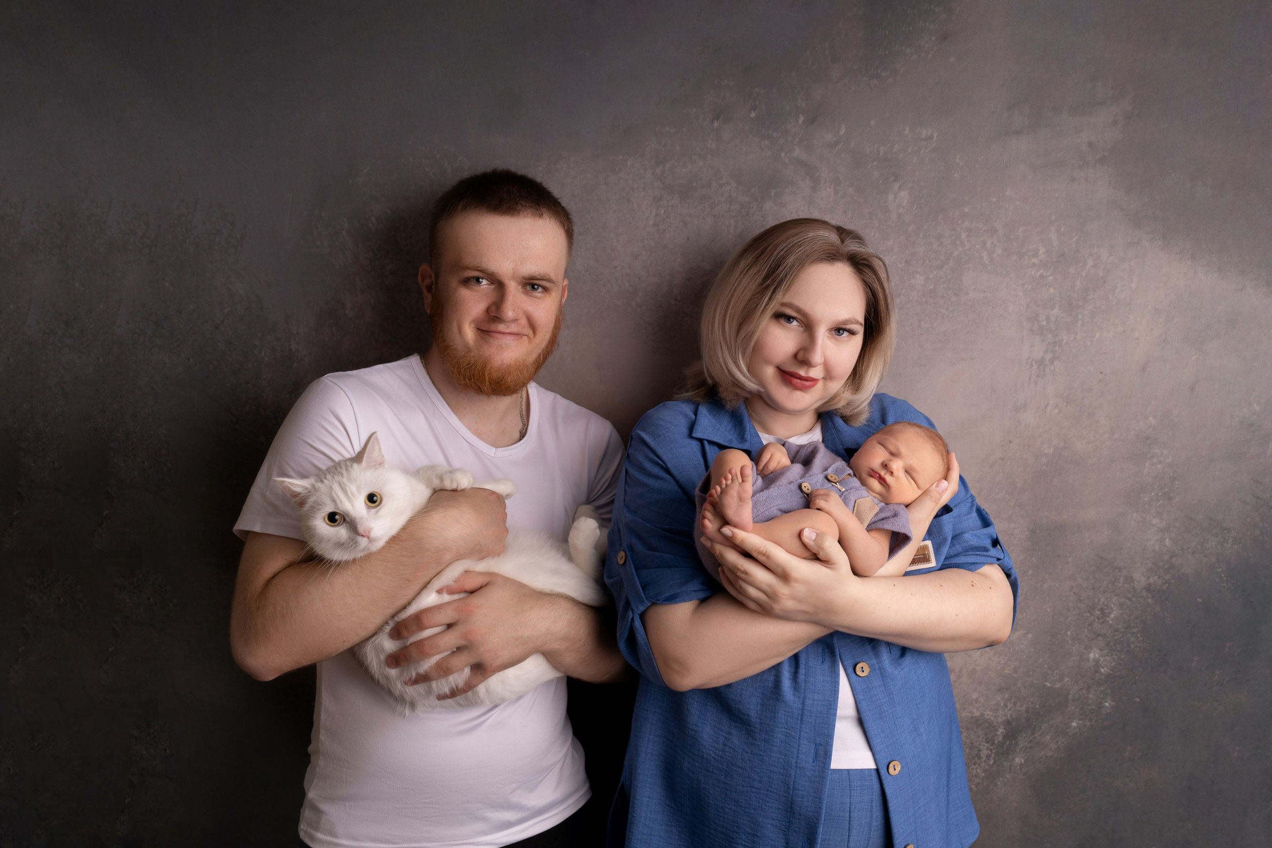 Семейные кадры от Elvira Kamaeva. Фотограф новорожденных малышей в Омске и Омской области Эльвира Камаева