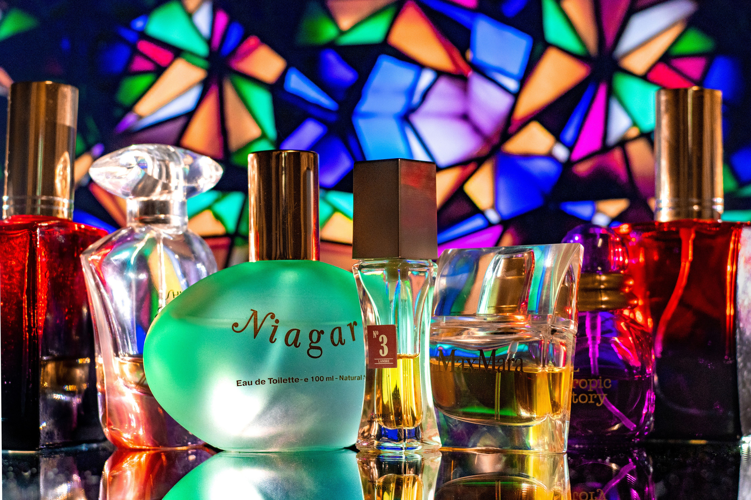 Попкова Виктория, фотограф, предметный фотограф, предметная съемка, реклама, парфюм