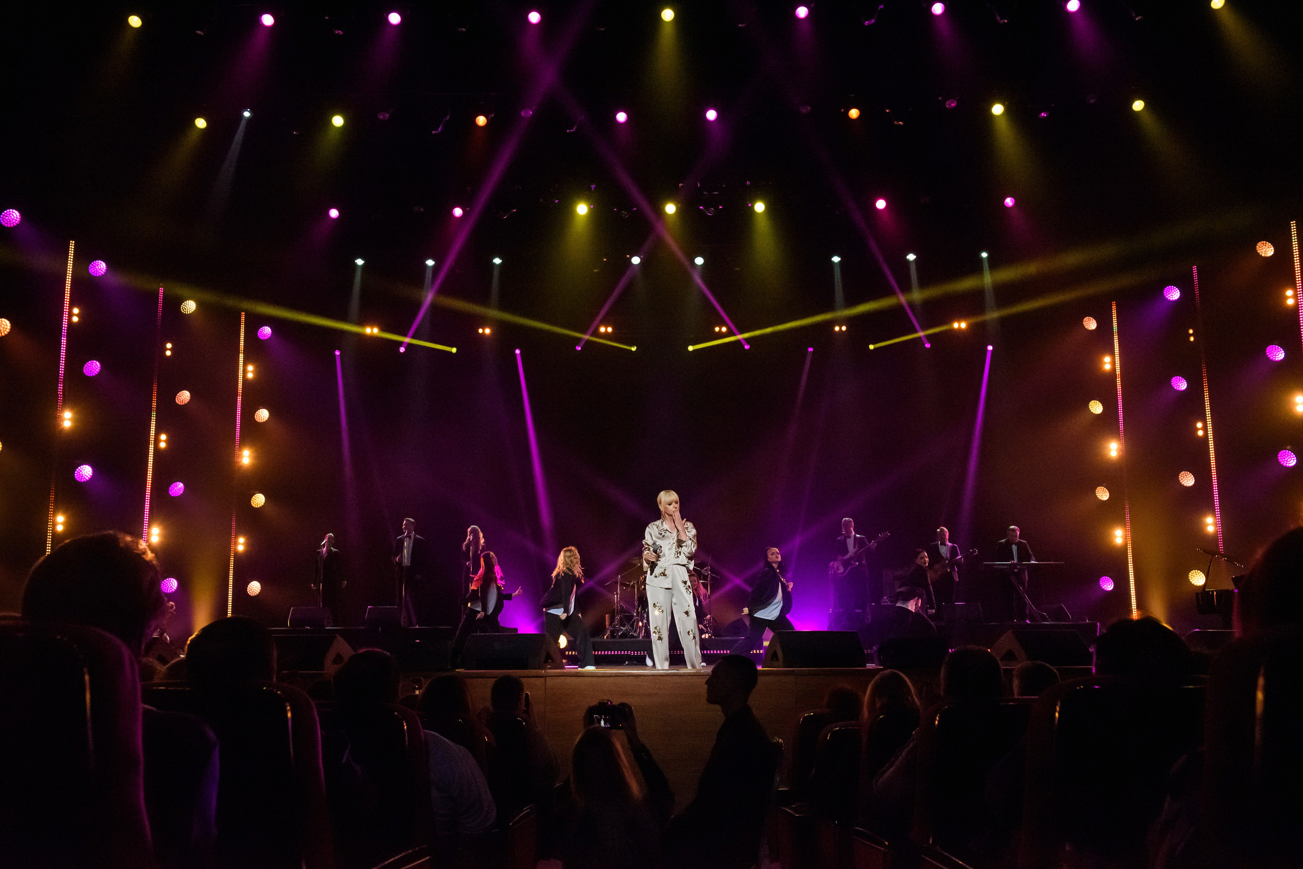 Лариса Рубальская «40 лет с песней по жизни» — Крокус Сити Холл. Бренд-фотограф для экспертов и блогеров в Москве Влада Горбовская