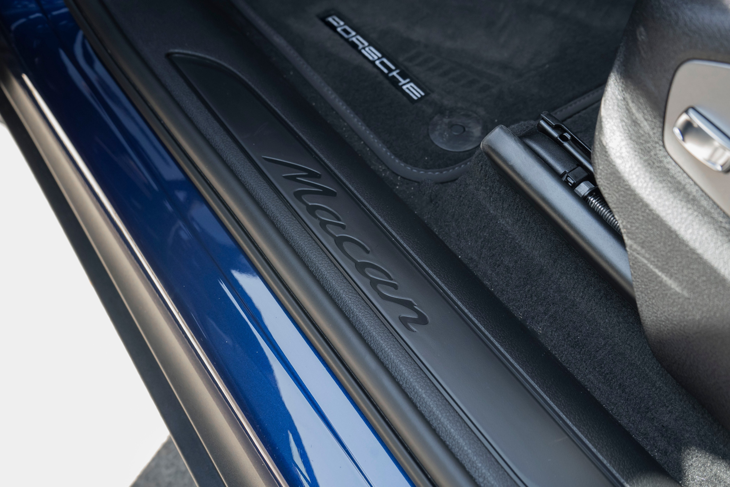 Porsche Macan. Автомобильный фотограф Ногинск Денис Городок