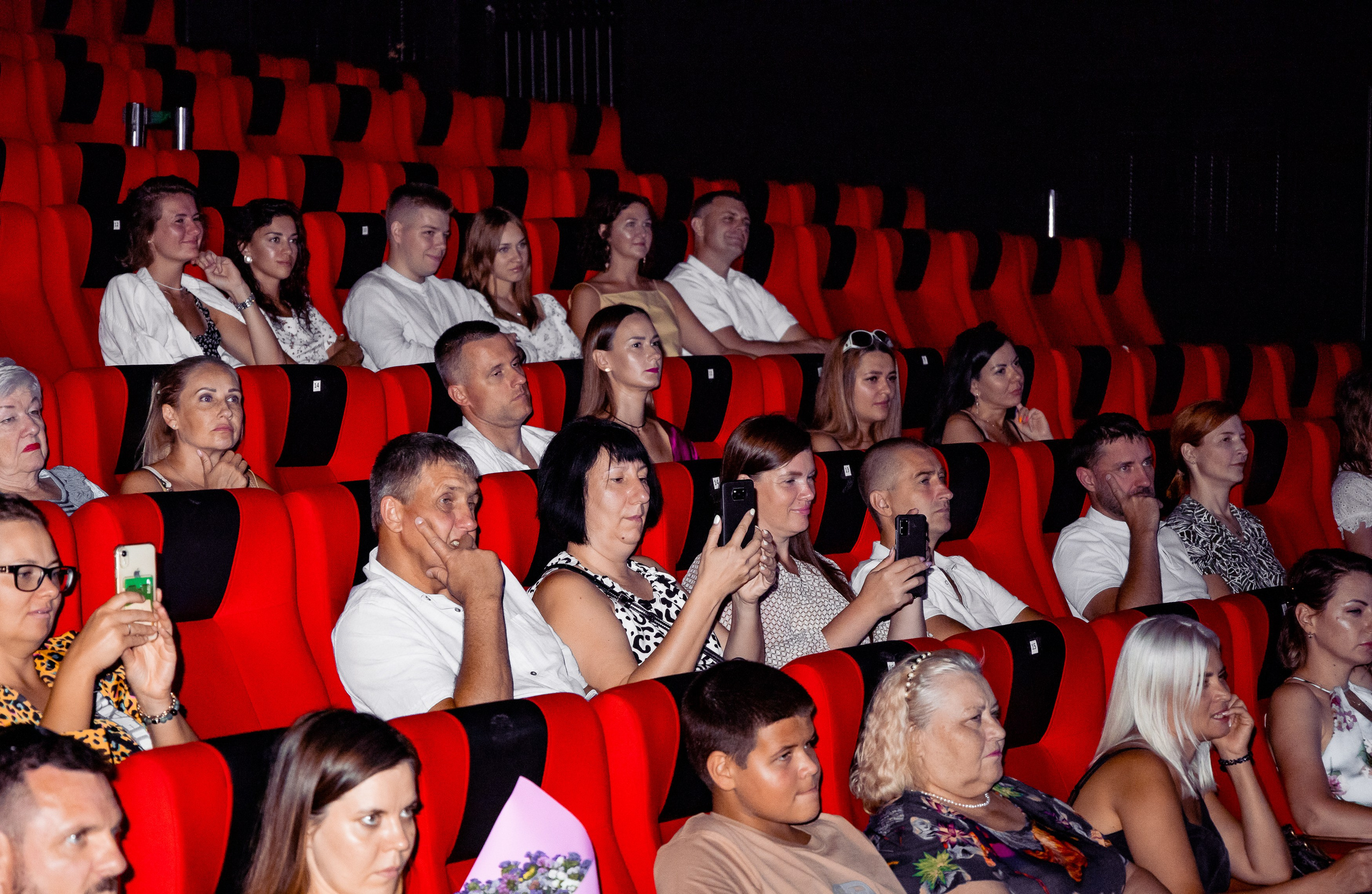 Спектакль НЕ ДЛЯ ВСЕХ. Семейный и Свадебный фотограф в Сочи