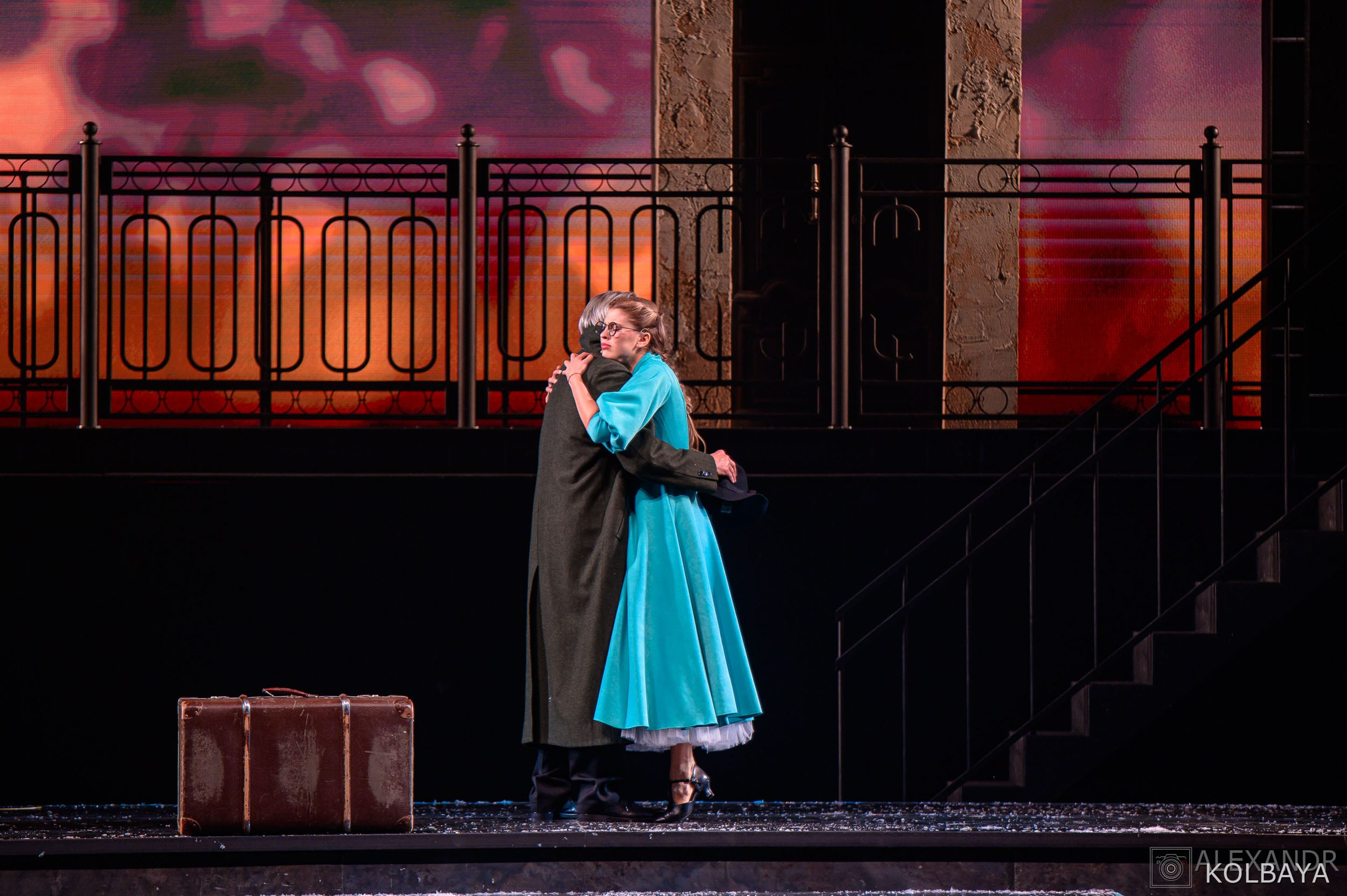 Фоторепортаж с мюзикла Вальс-Бостон 18 сентября 2025 года. Концертный и театральный репортажный фотограф в Москве Александр Колбая