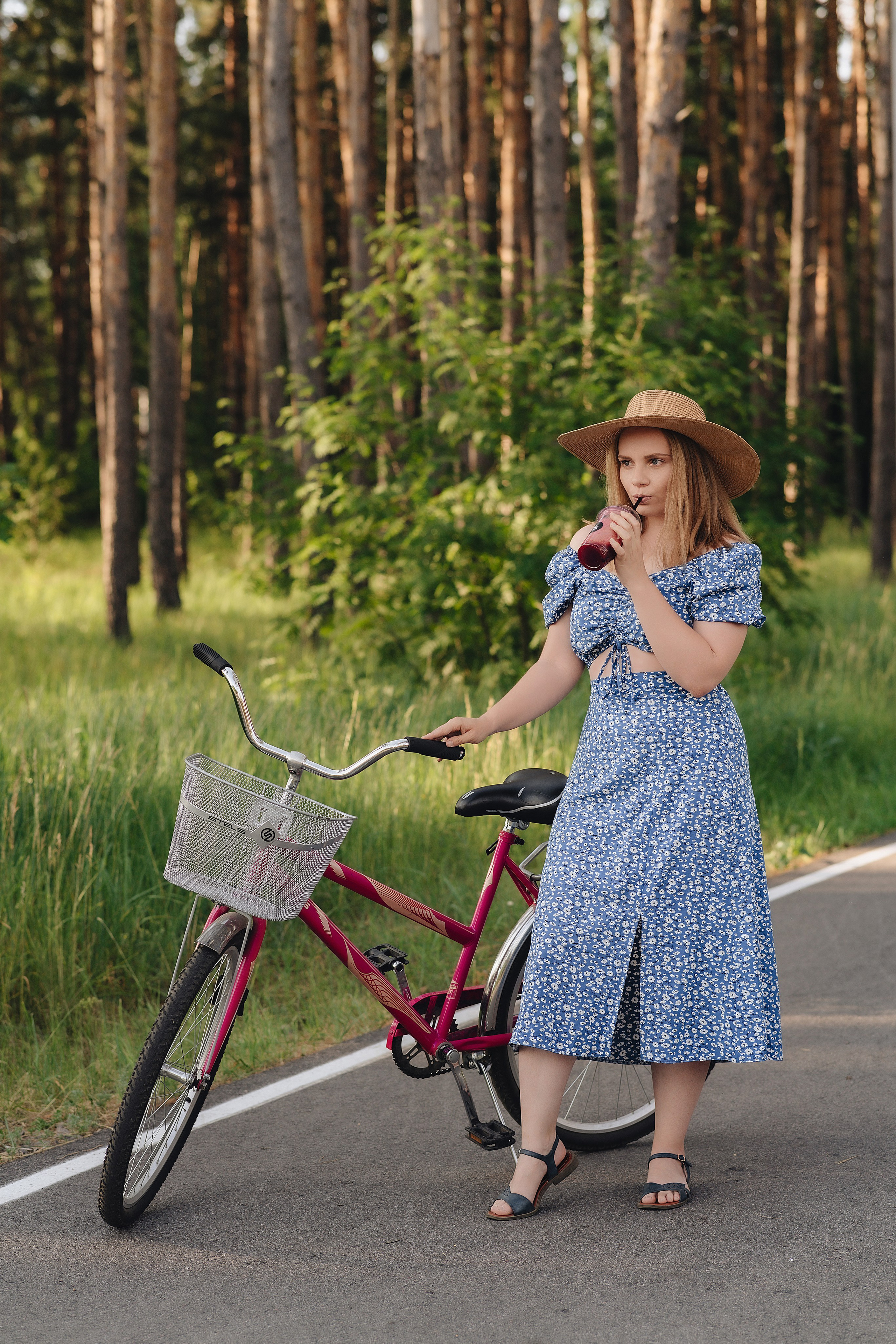 Семейная прогулка | Съемка для кофейни. Фотограф Карина Шмулёва. Воронеж и область
