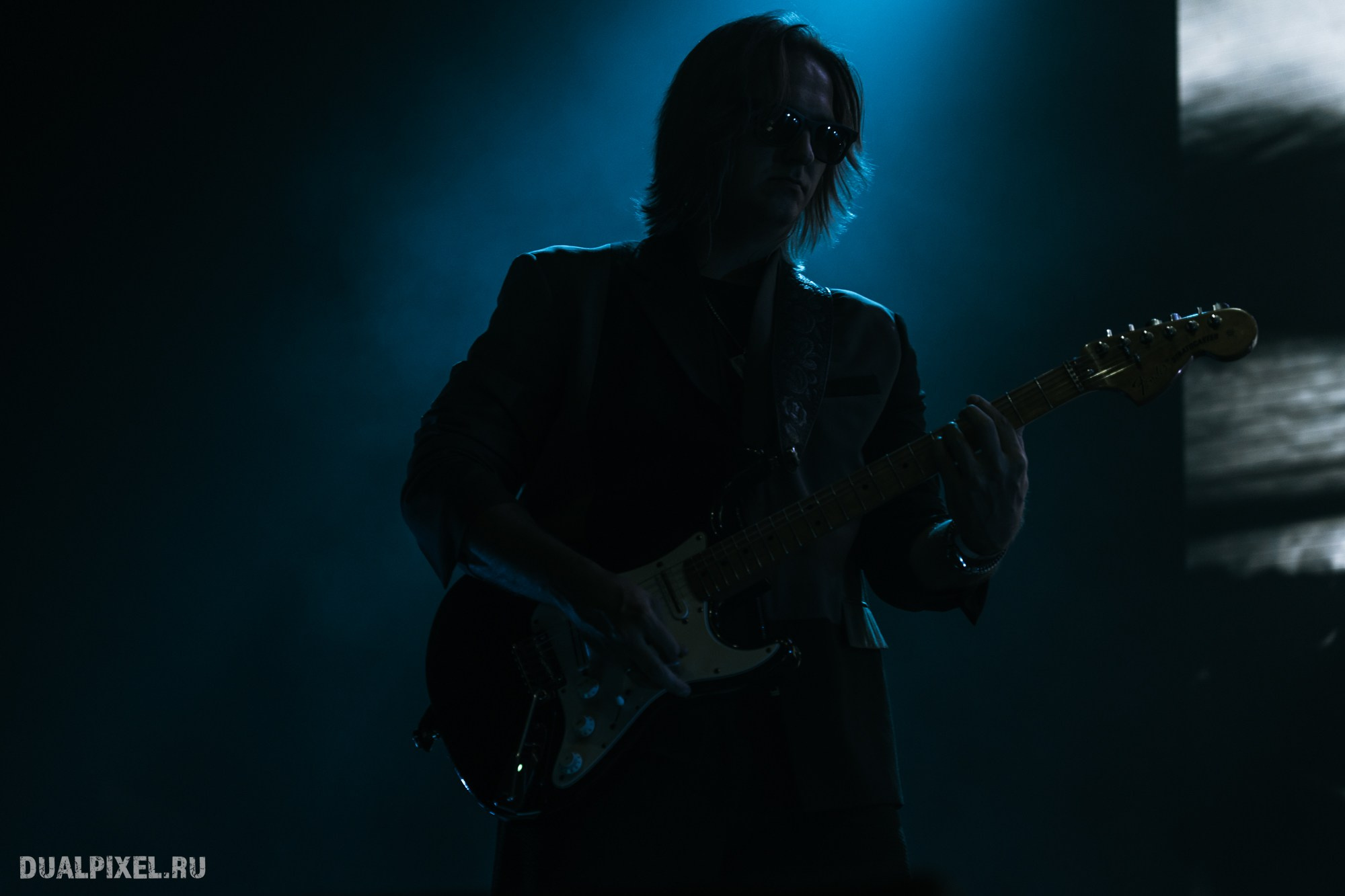 Mona. Магия музыки в кадре: Концертная Фотография