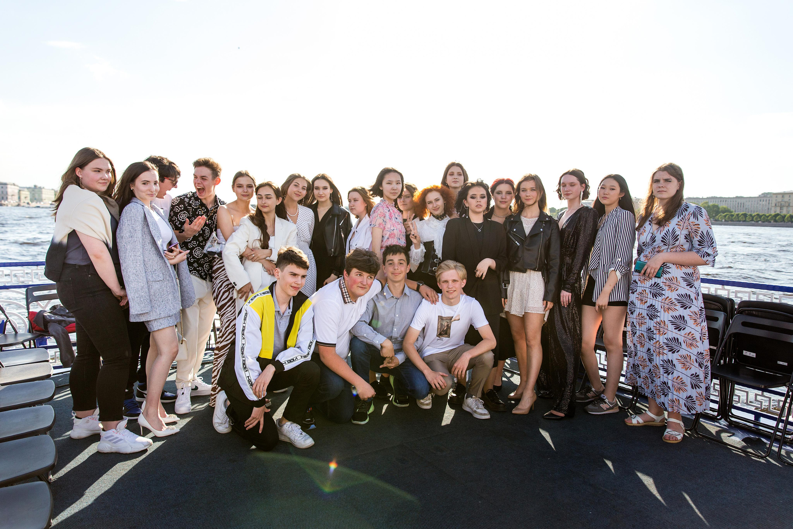 Выпускной 9 класс. Теплоход. Фотограф в Санкт-Петербурге Закута Ольга