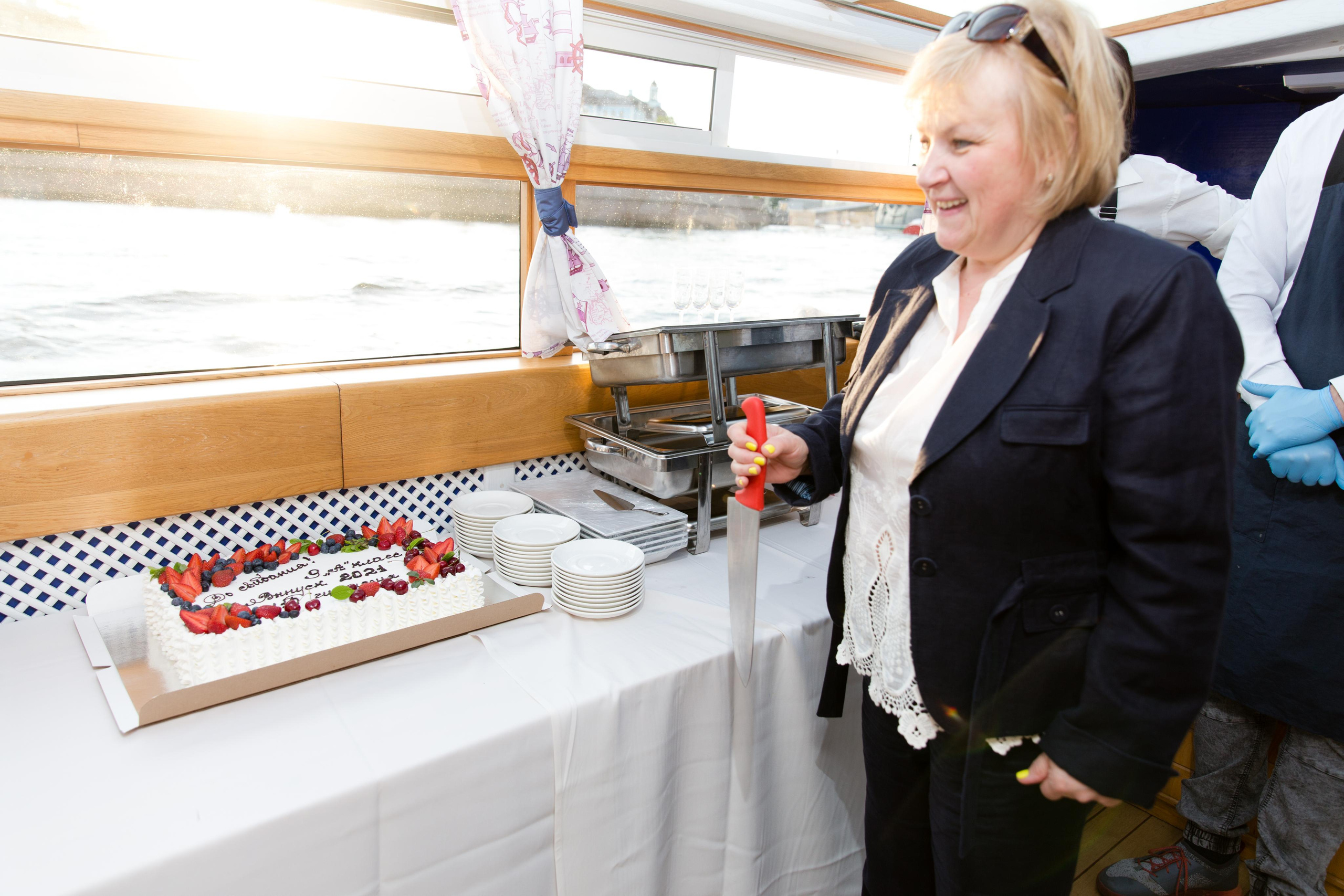 Выпускной 9 класс. Теплоход. Фотограф в Санкт-Петербурге Закута Ольга