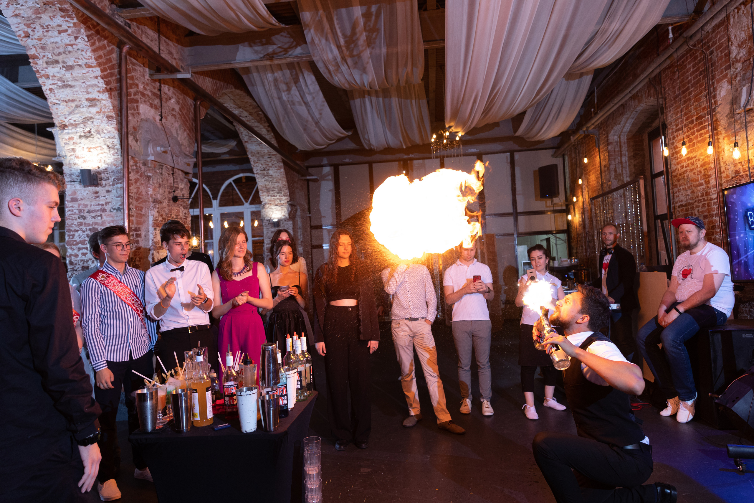 Выпускной 11 класс. Банкетный зал Хаянис Холл. Фотограф в Санкт-Петербурге Закута Ольга