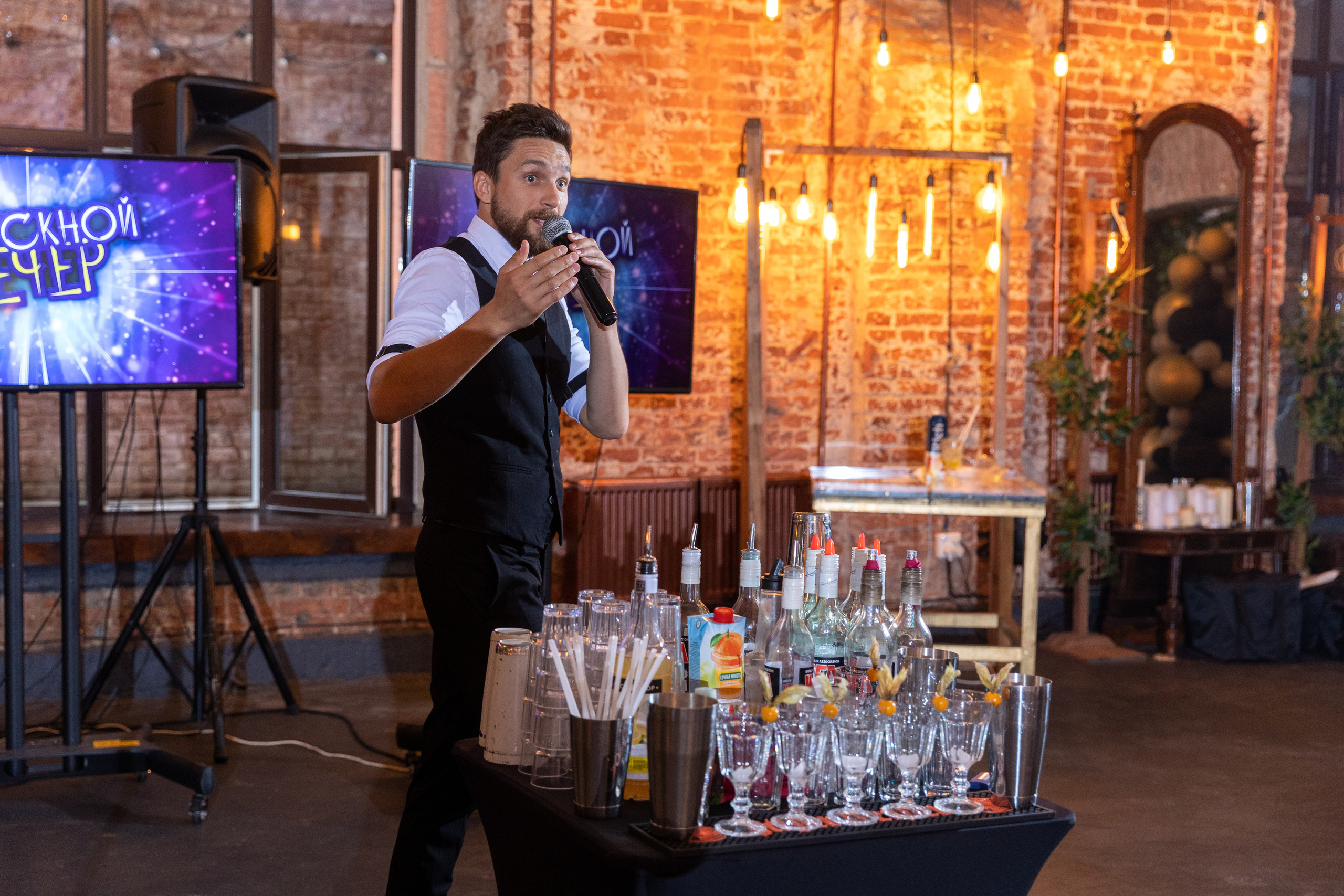 Выпускной 11 класс. Банкетный зал Хаянис Холл. Фотограф в Санкт-Петербурге Закута Ольга