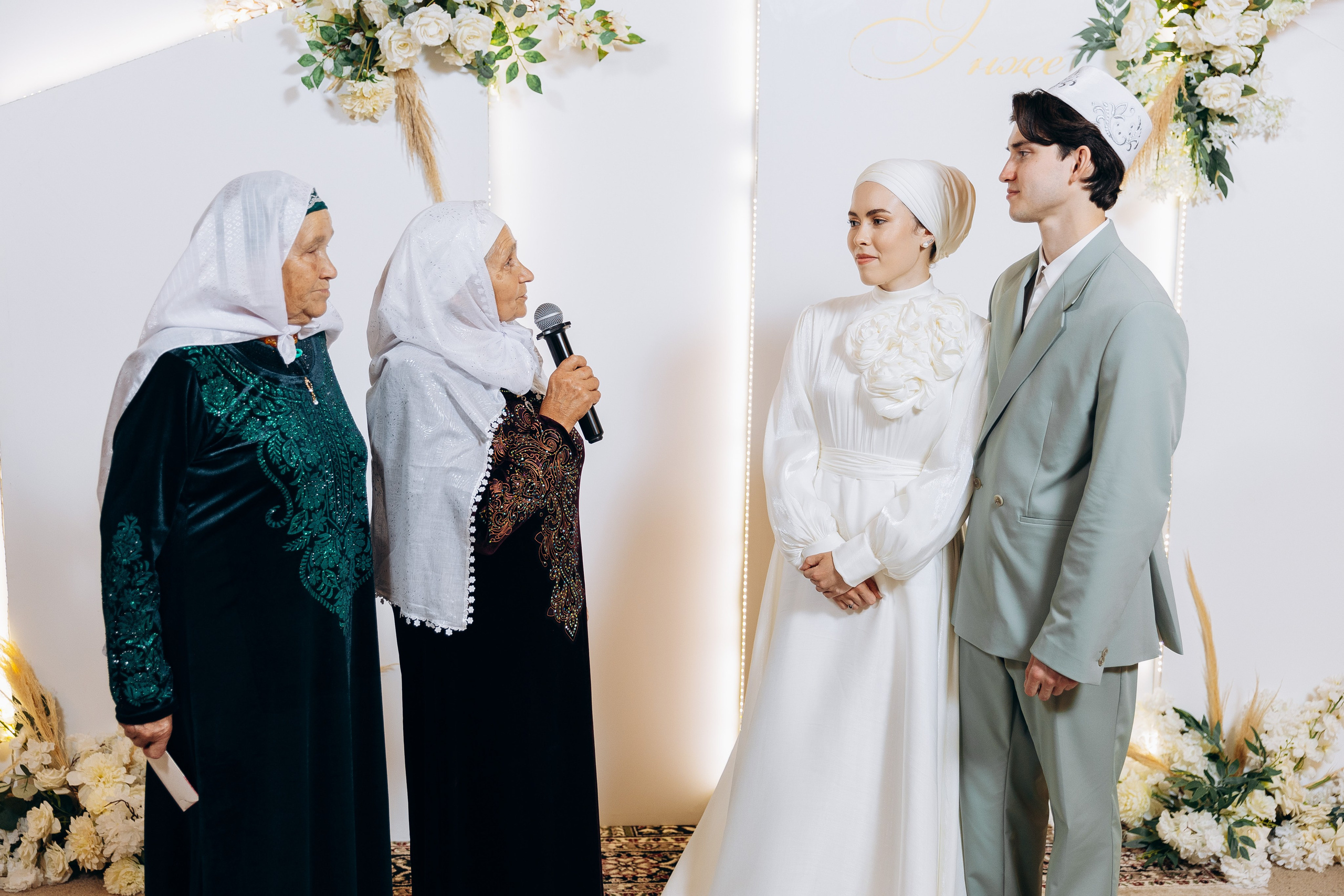 Большая Фотозона на никах Казань