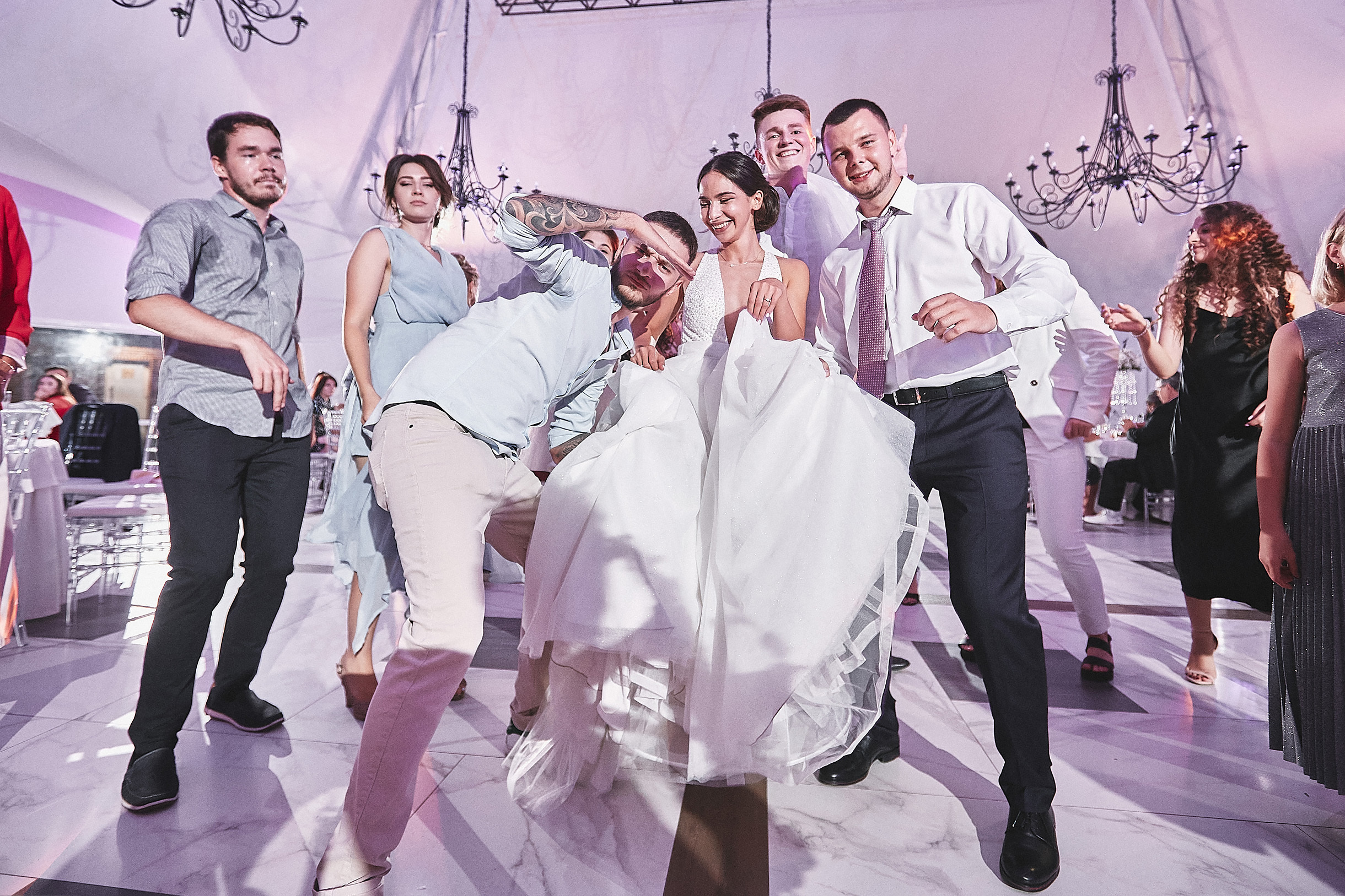 Анонс со свадьбы Андрея и Ламзиры. Свадебный и семейный фотограф Владимир Карамышев