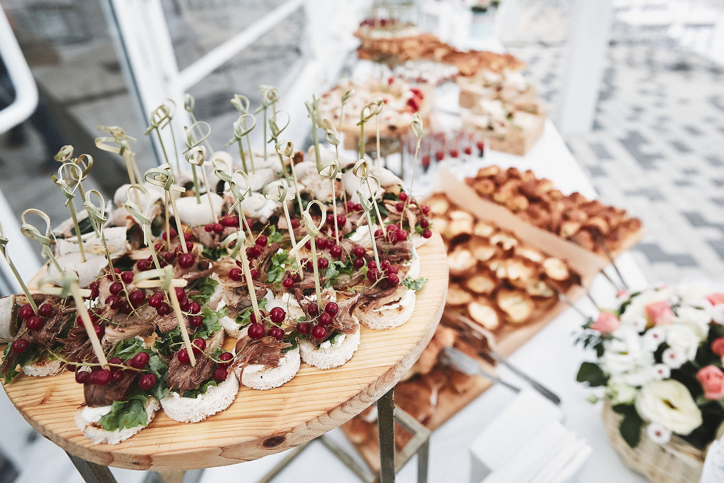 Анонс со свадьбы Андрея и Ламзиры. Свадебный и семейный фотограф Владимир Карамышев