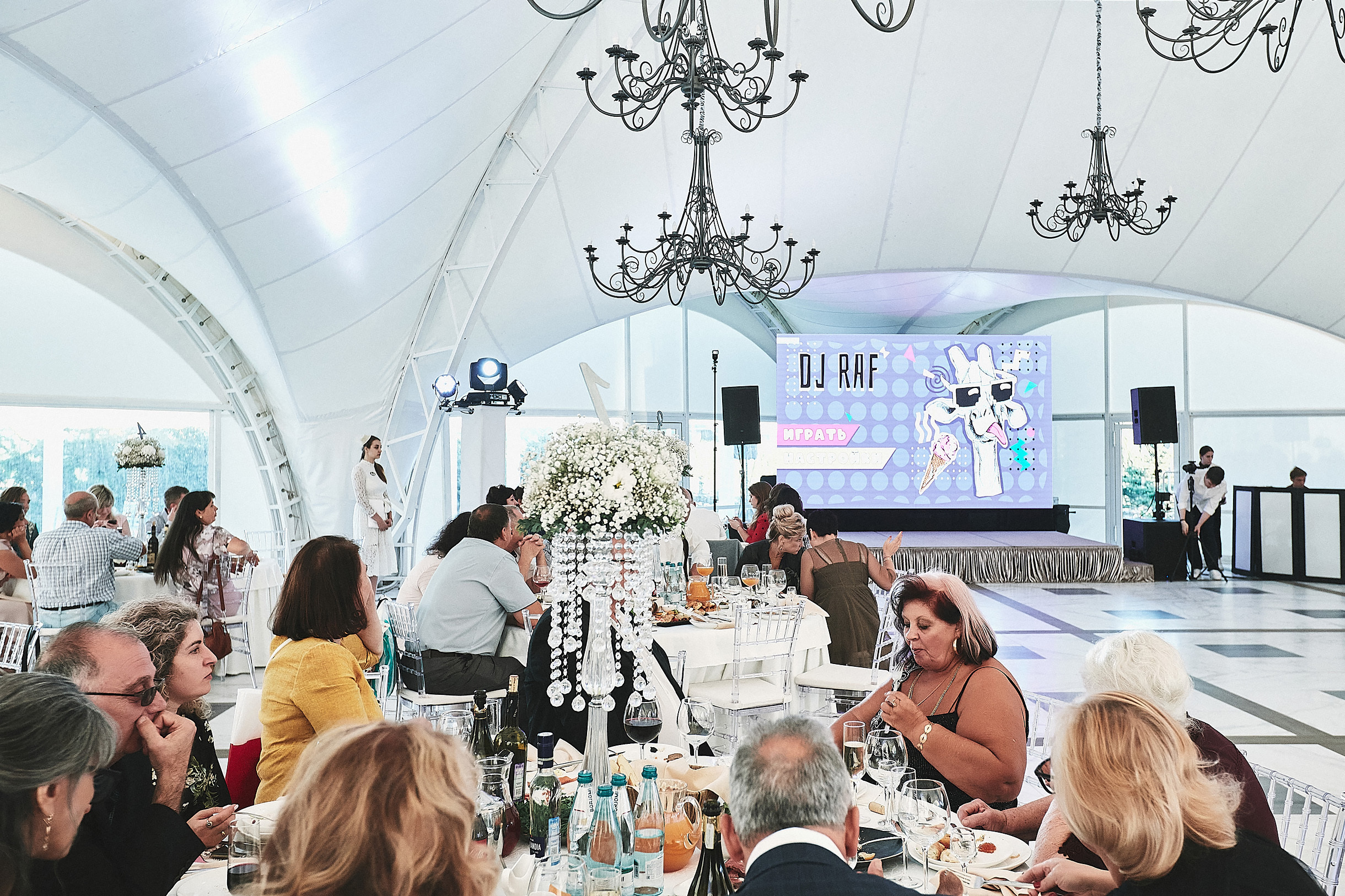 Анонс со свадьбы Андрея и Ламзиры. Свадебный и семейный фотограф Владимир Карамышев