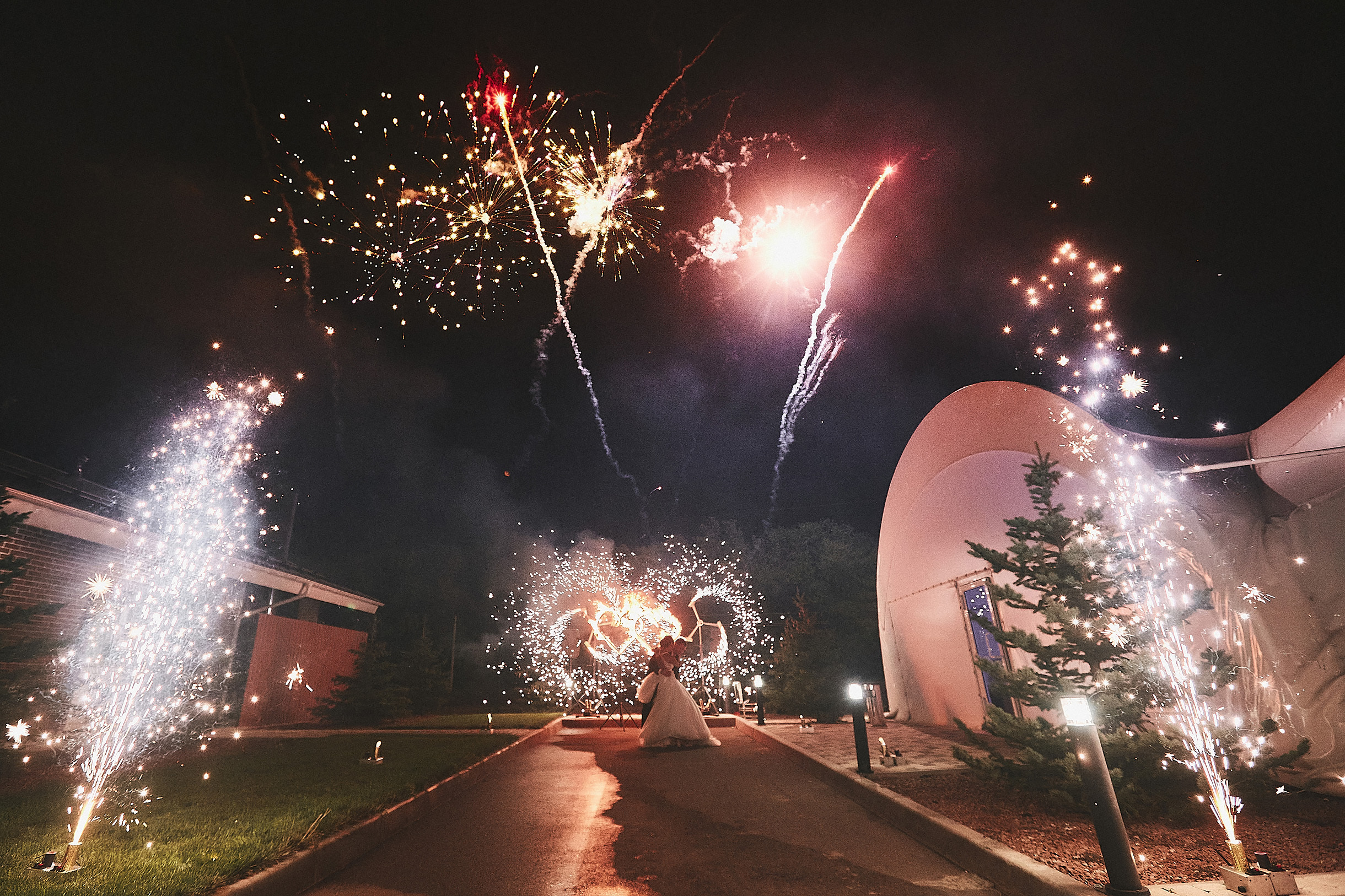 Анонс со свадьбы Андрея и Ламзиры. Свадебный и семейный фотограф Владимир Карамышев