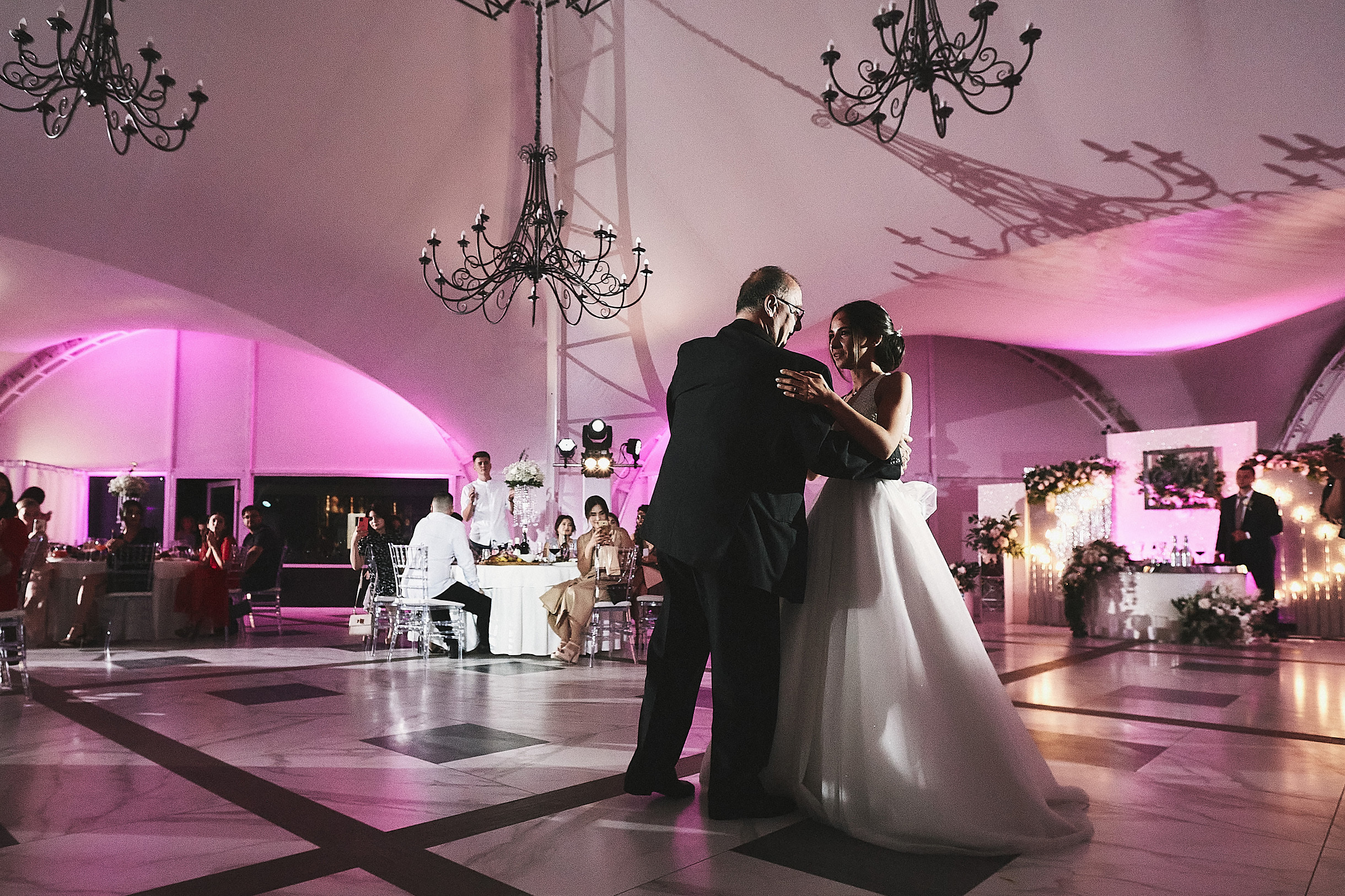 Анонс со свадьбы Андрея и Ламзиры. Свадебный и семейный фотограф Владимир Карамышев