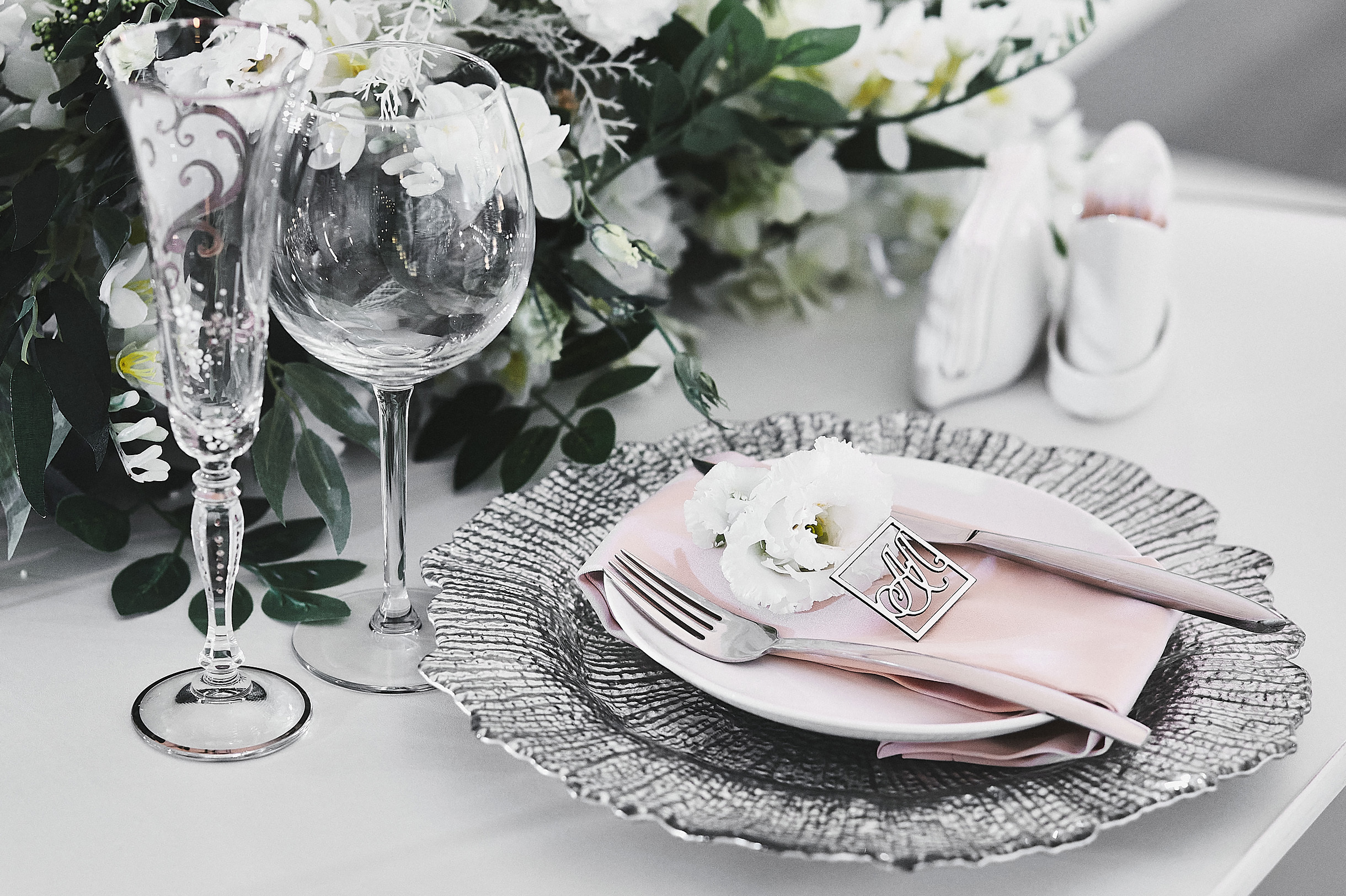 Анонс со свадьбы Андрея и Ламзиры. Свадебный и семейный фотограф Владимир Карамышев