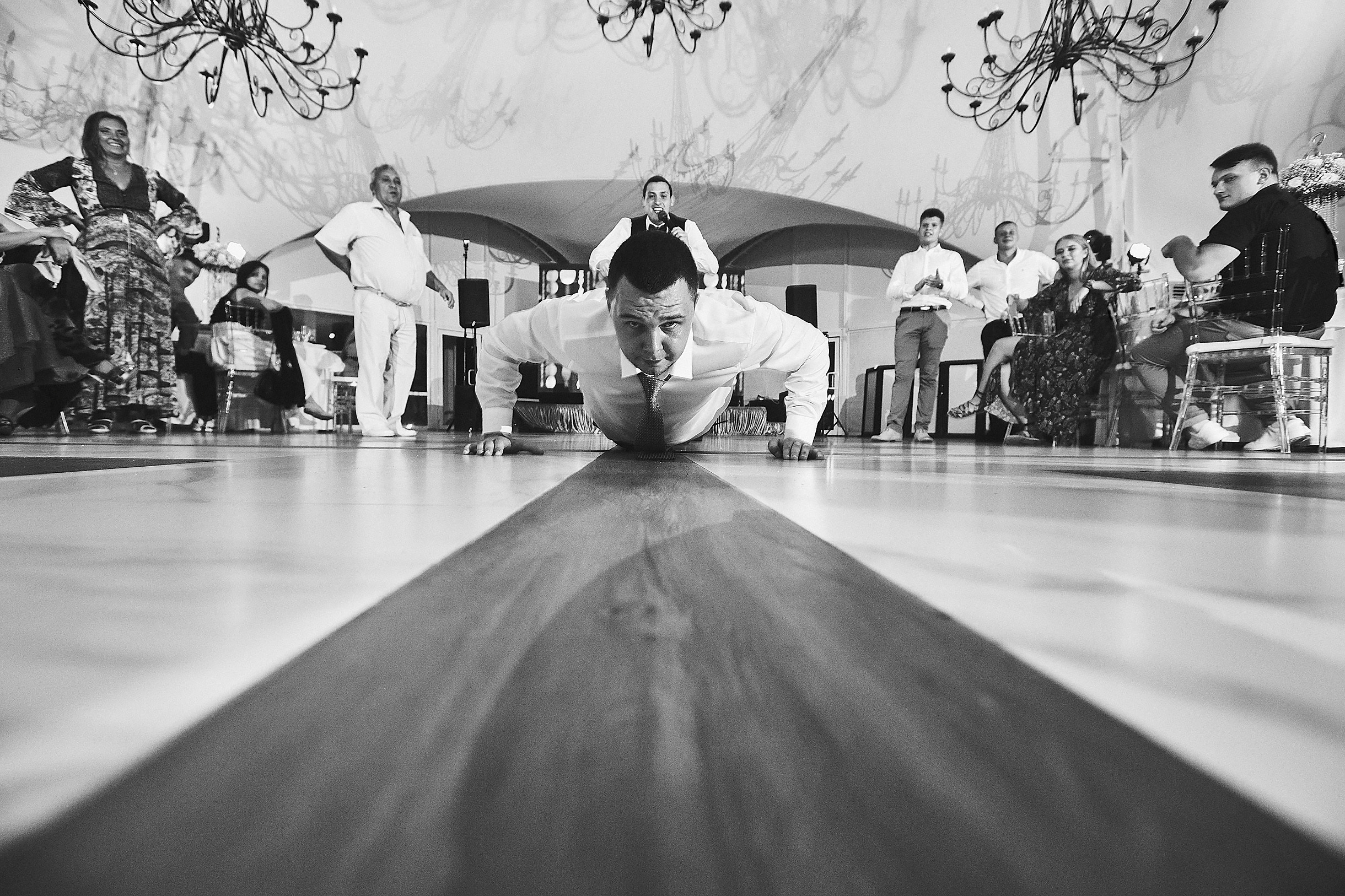 Анонс со свадьбы Андрея и Ламзиры. Свадебный и семейный фотограф Владимир Карамышев