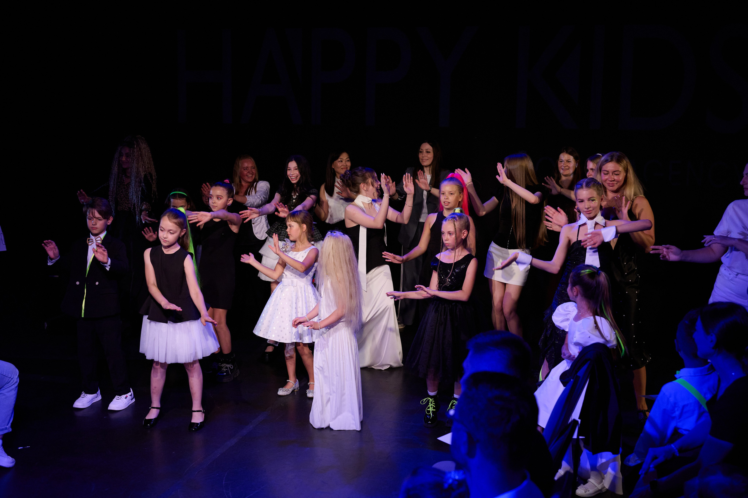 Выпускной модельной школы Happy Kids. Портретный фотограф Санкт-Петербург Владимир Веселов