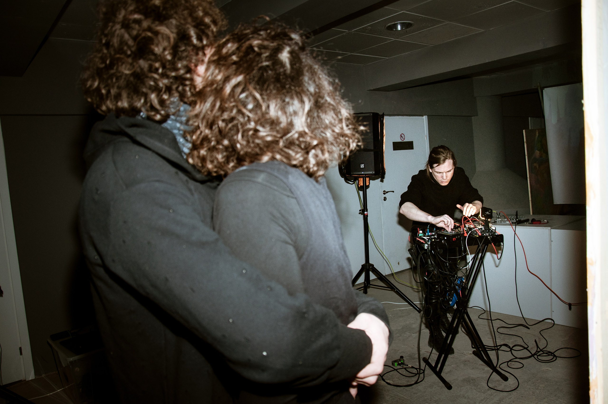 Noise vs Гламур