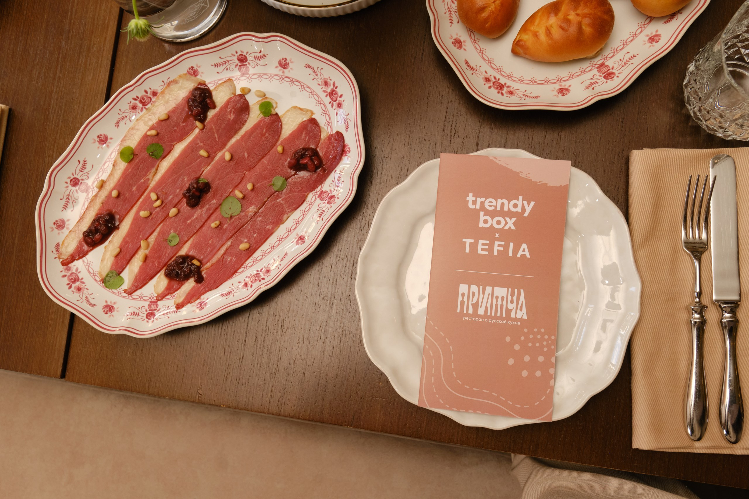 Пресс-завтрак с блогерами Tefia x Притча. Репортажный фотограф в Москве Денис Тамко