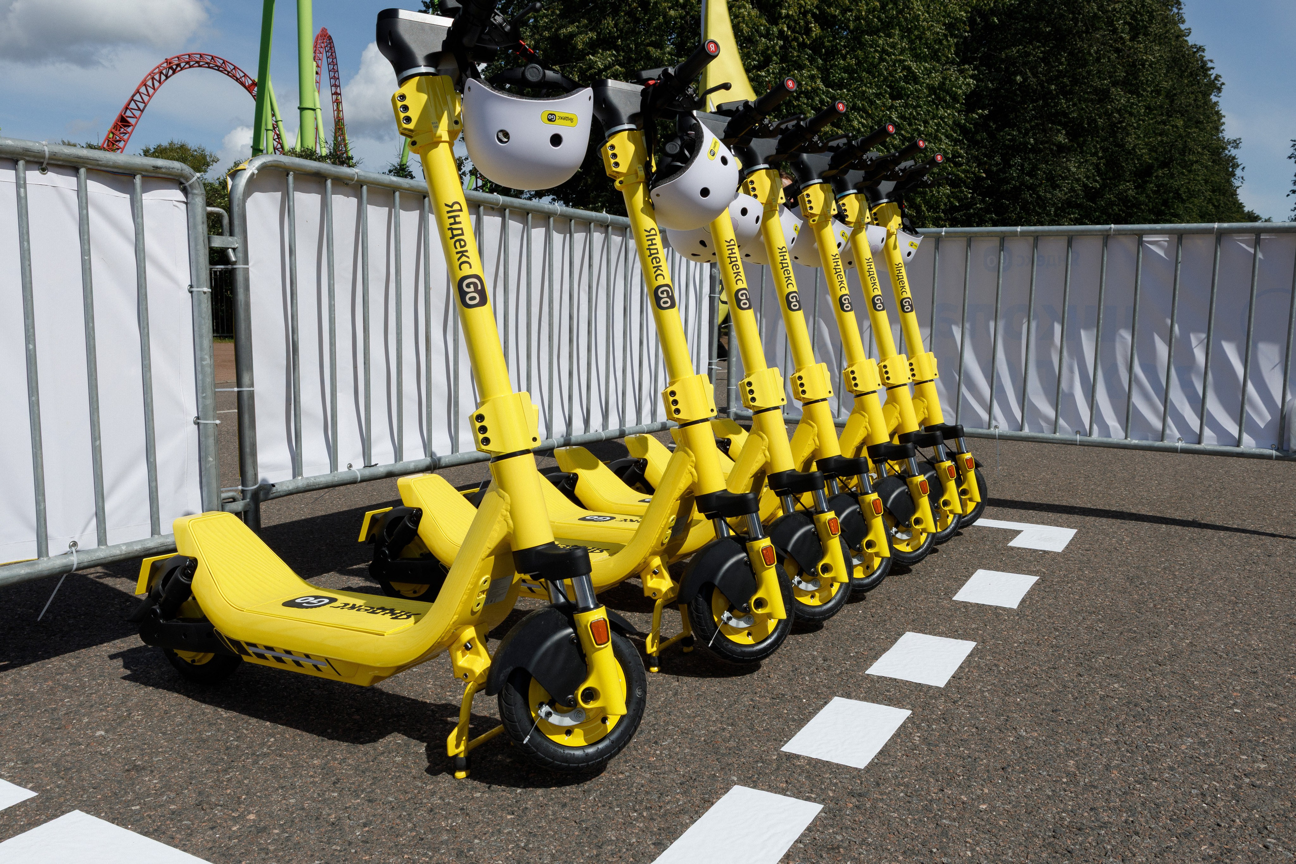 Яндекс Самокат. Свадебный и репортажный фотограф в Санкт-Петербурге Николай Голованов