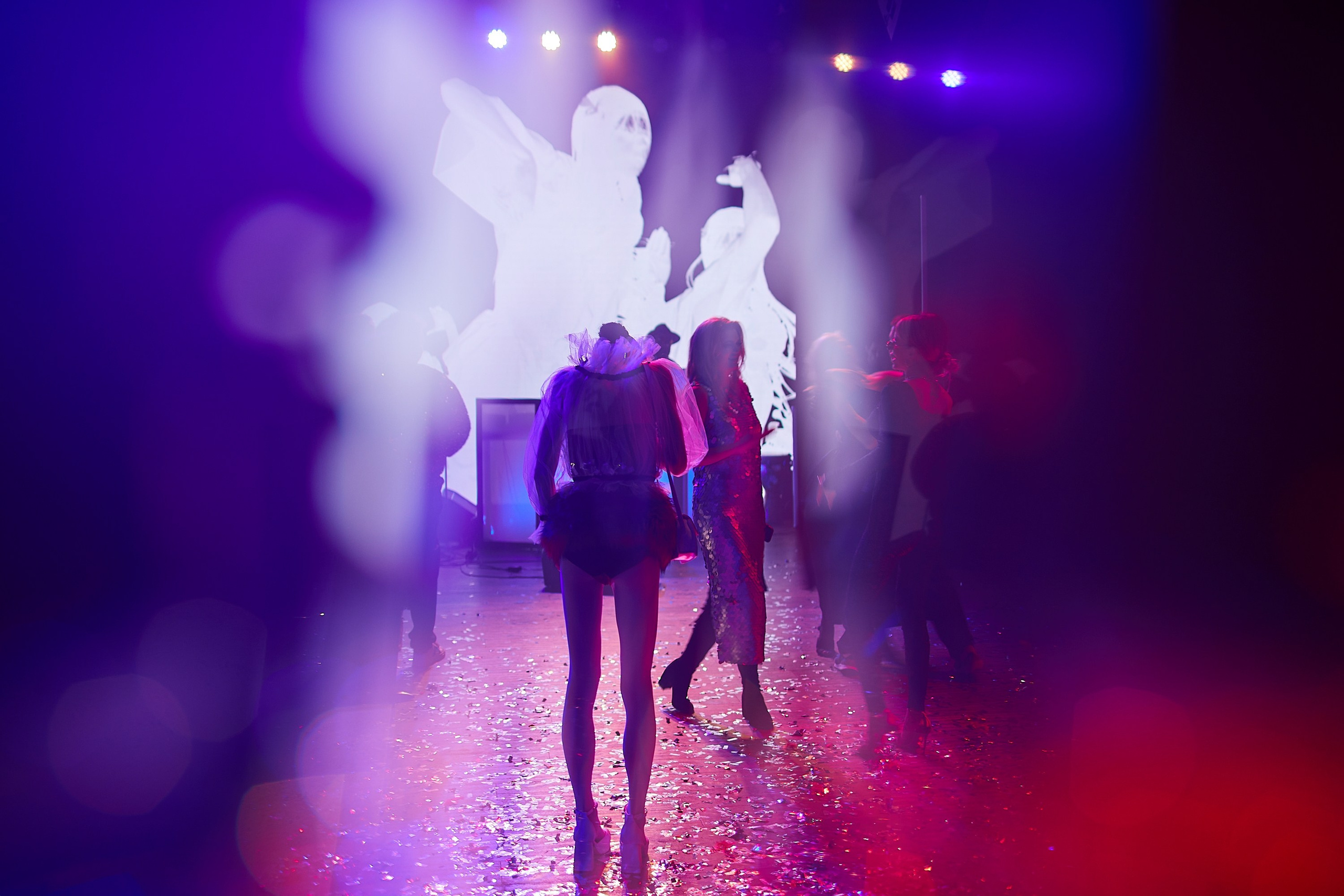 RADUGADESIGN. Александр Осин — корпоративный и семейный фотограф в Москве