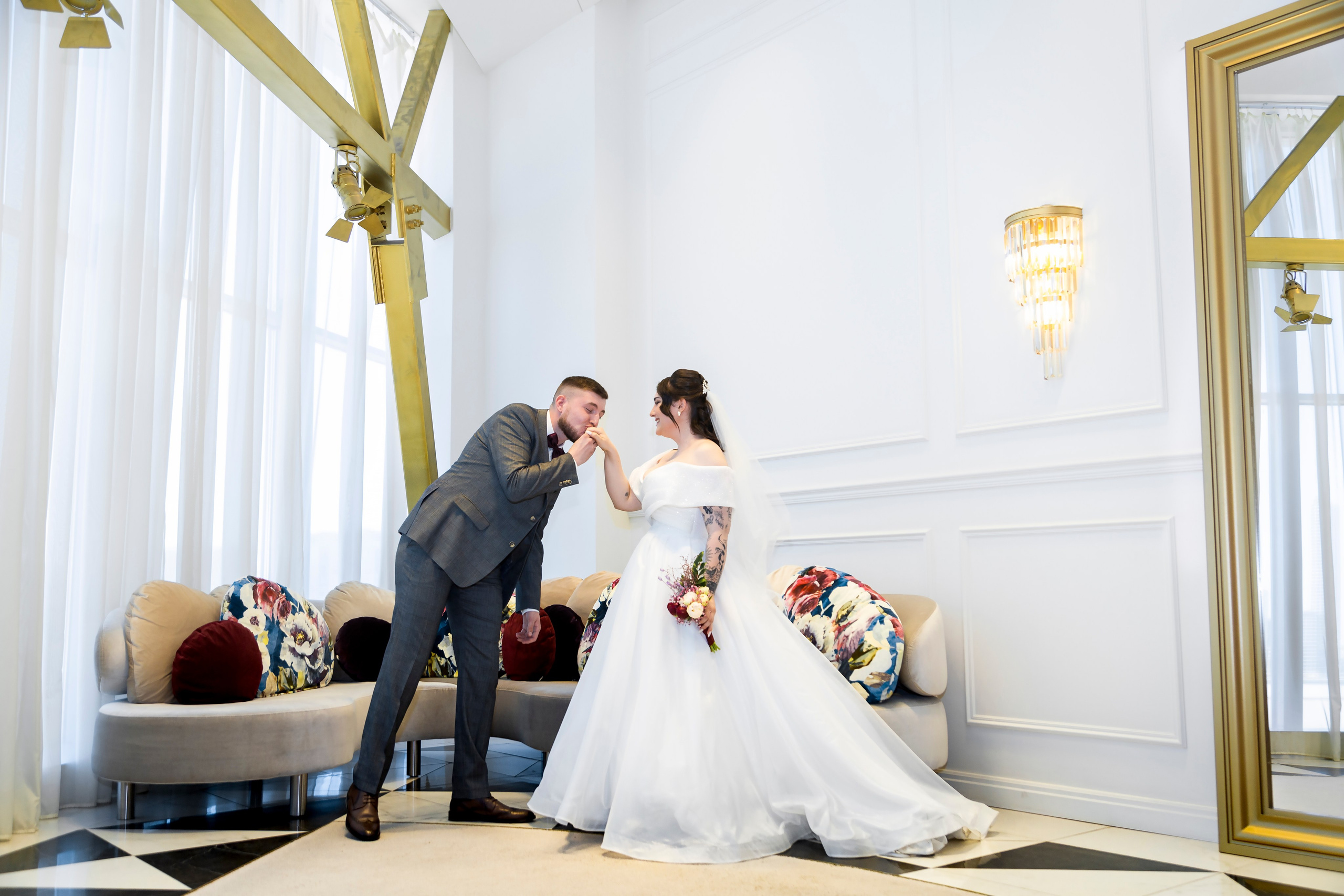 Данила и Арина ~ Крокус Vegas. Семейный и свадебный фотограф в Москве Татьяна Седлецкая