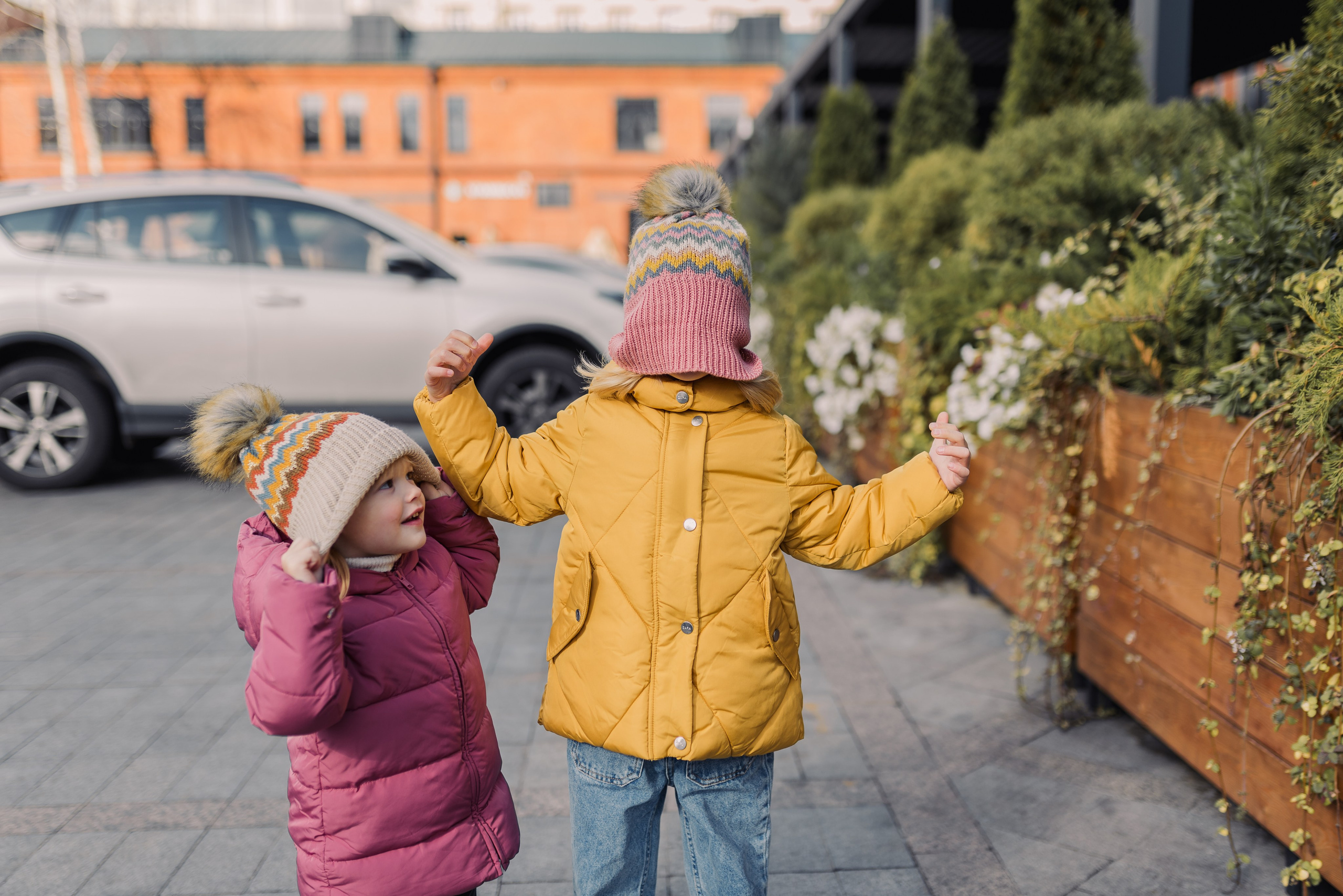 Прогулочная фотосессия в городе в стиле Lifestyle. Контент-фотограф в Москве Хныкина Лена
