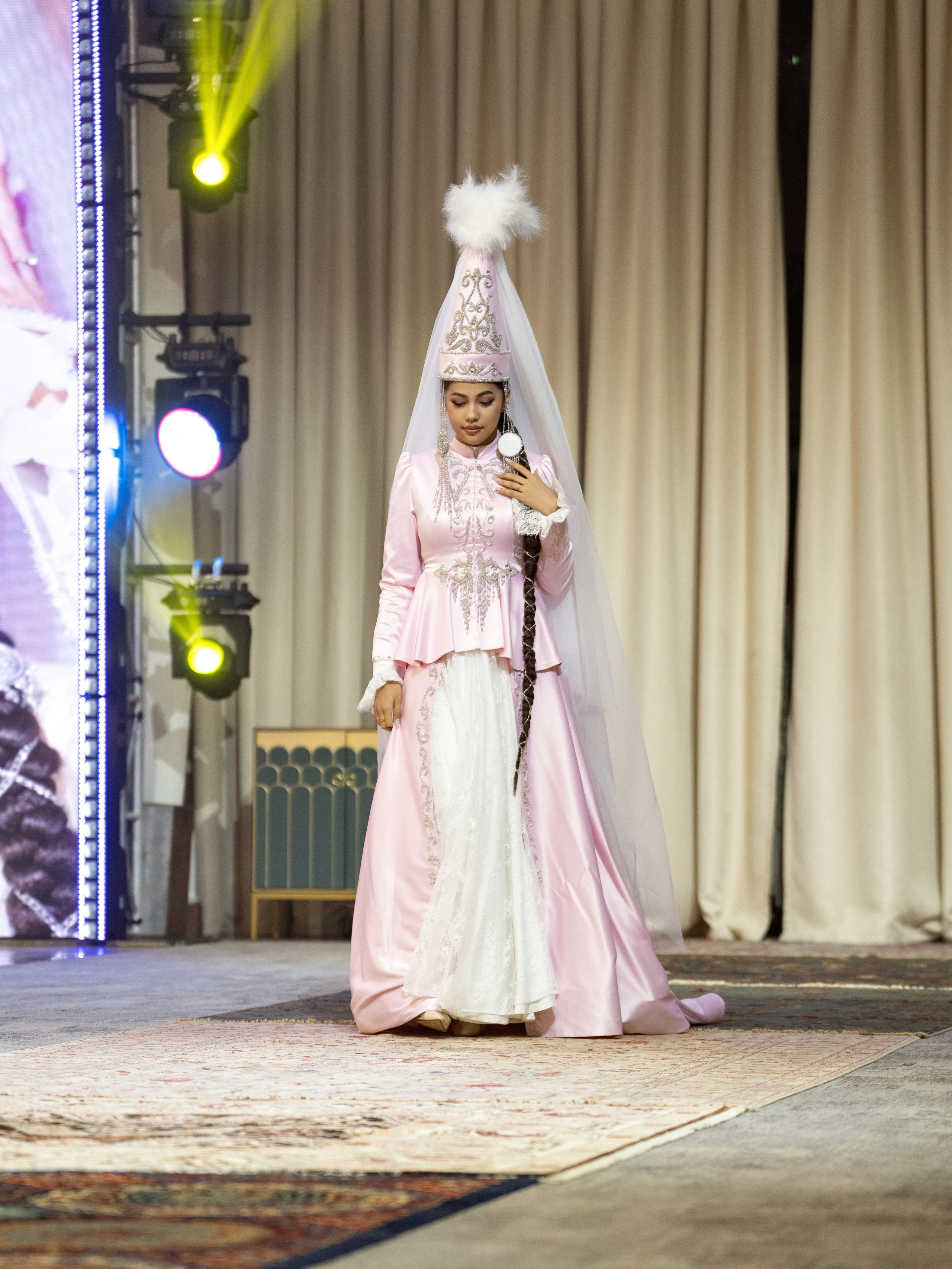 Balzhan Yerserik. Сайт Алматинского НЮ АРТ, будуар и фэшн фотографа Дениса Карпенко