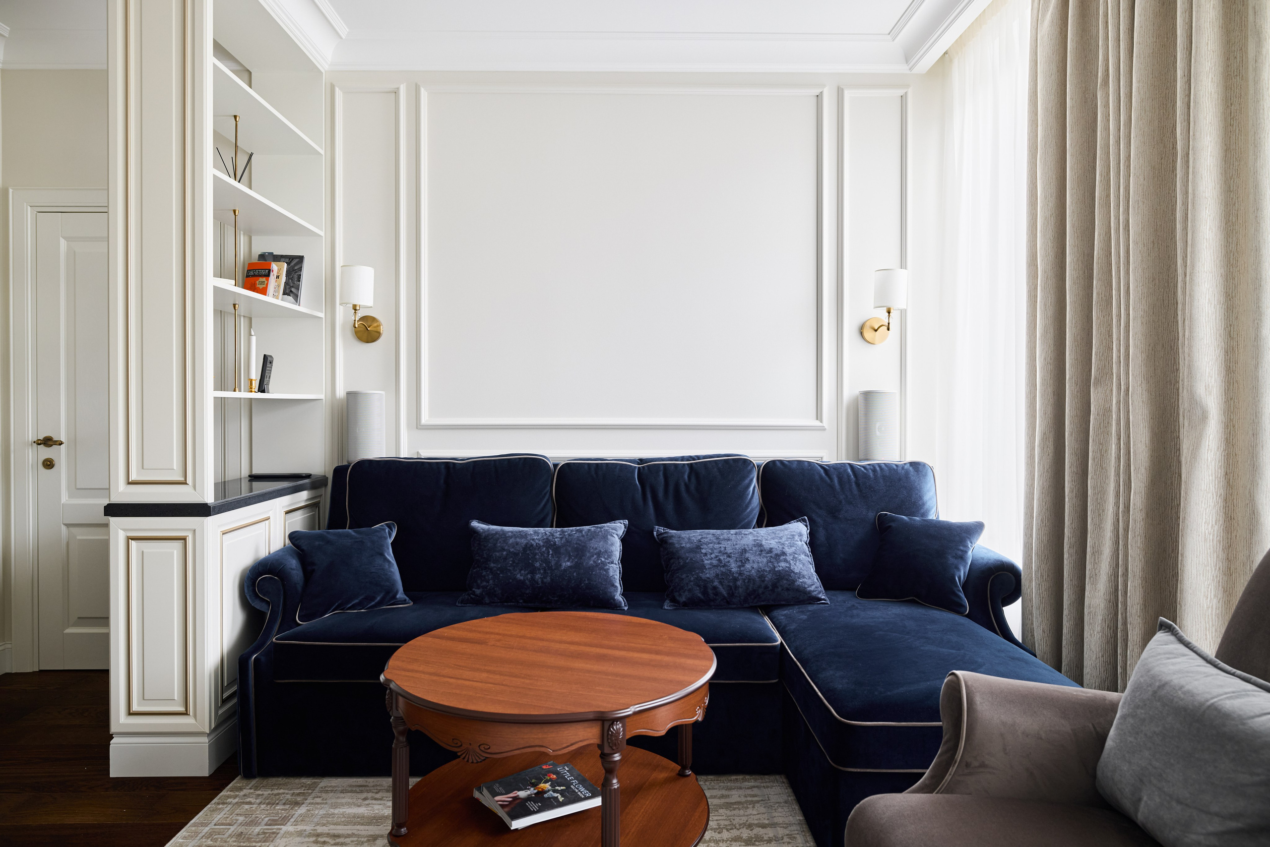 Московский 65, СПБ. Davvero