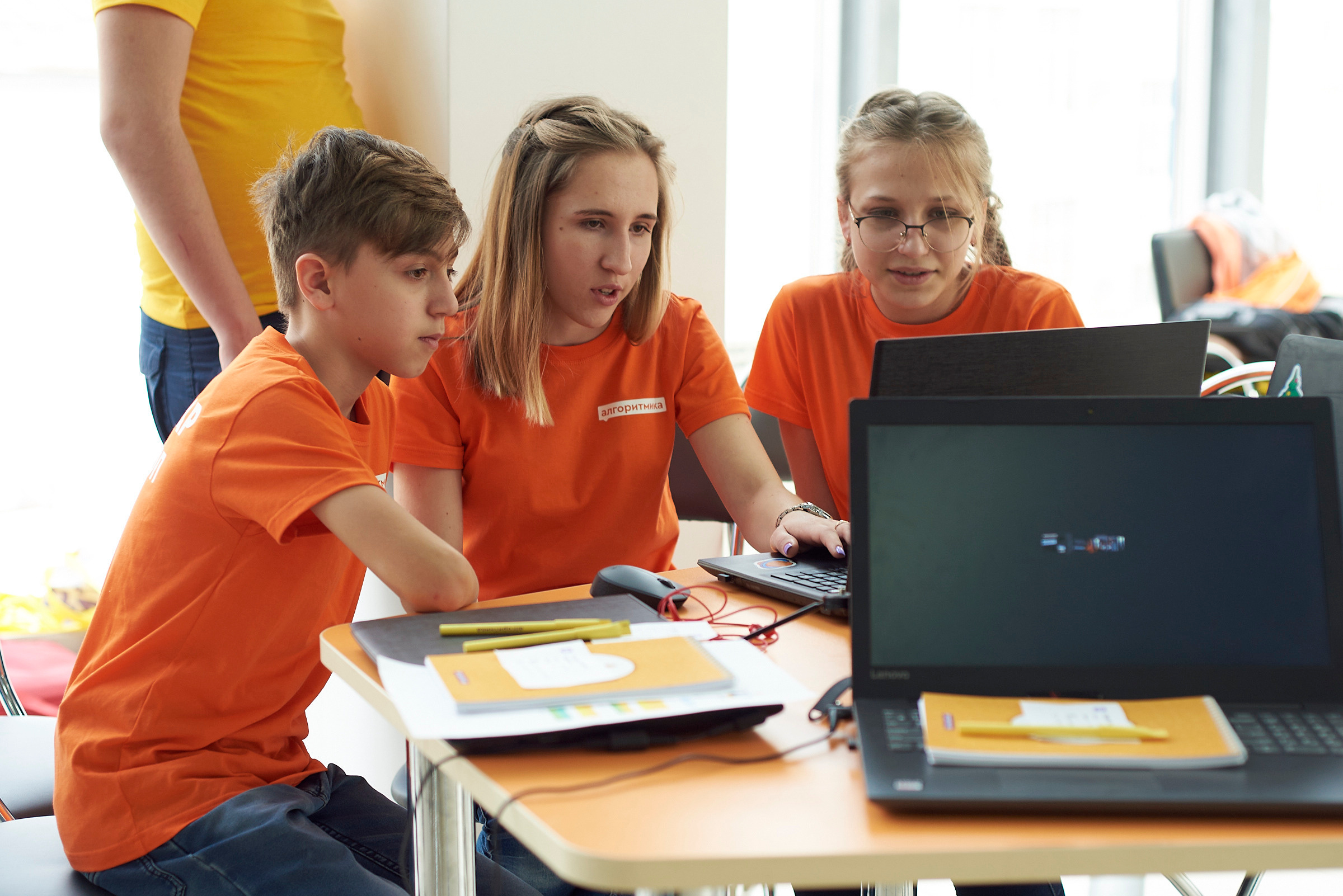 Детский Хакатон. Репортажный и коммерческий фотограф в Ростове Виталий Ишков