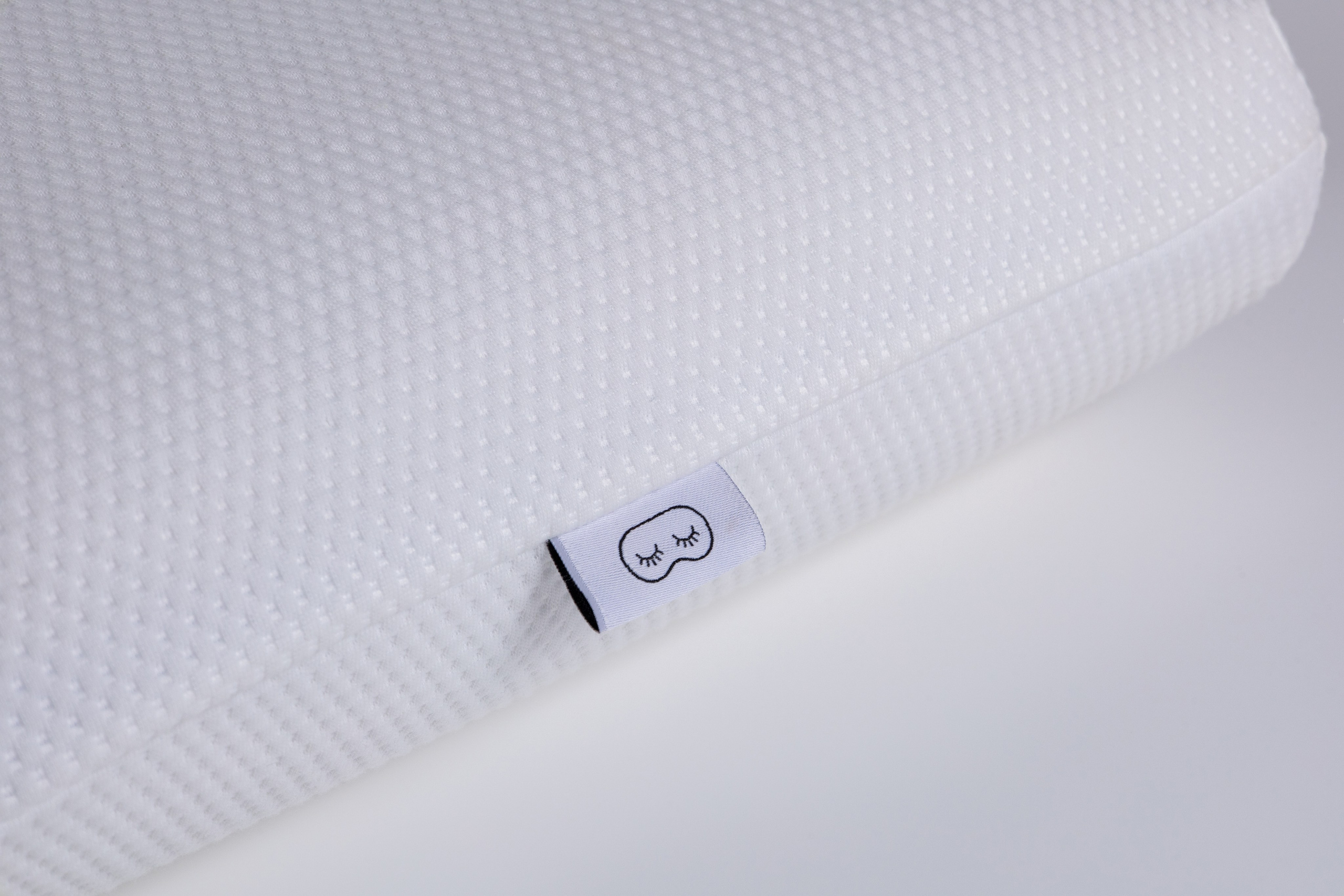 Предметное фото на белом фоне в Астане. Рекламный фуд фотограф и видеограф в Астане Алина Лысенко