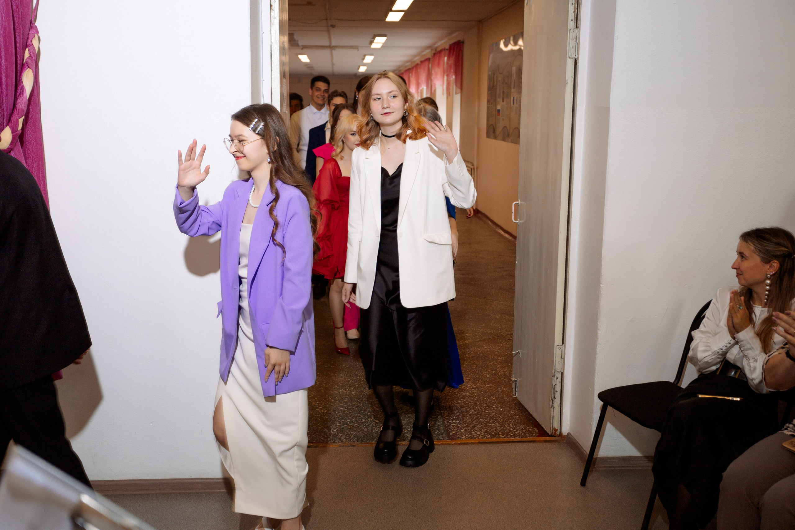 ВРУЧЕНИЕ АТТЕСТАТОВ: Пример. Все фото. Профессиональный фотограф в Ижевске Леша Петров