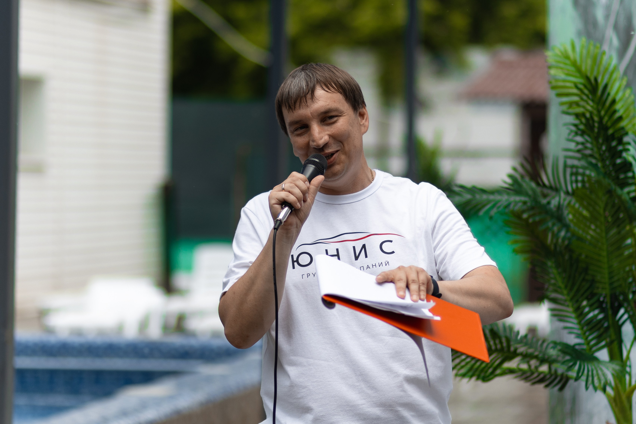 Профессиональный фотограф на выездные мероприятия и тимбилдинги Андрей Алексеев