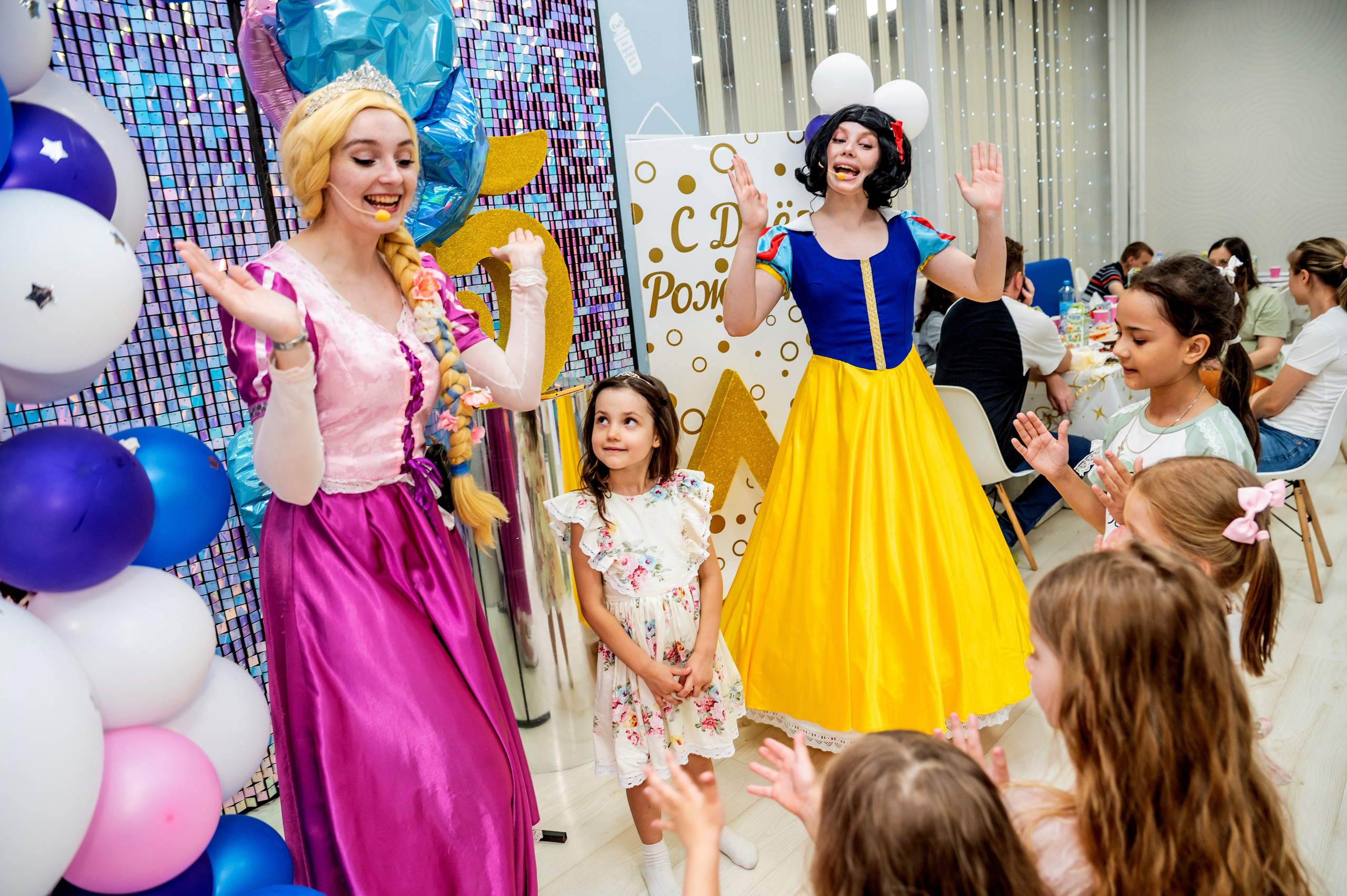 Игротека Ниндзя Кидс. Я Ольга Казанцева, фотографирую снимаю ваши киноистории и печатаю фото и цифровые портреты на холсте