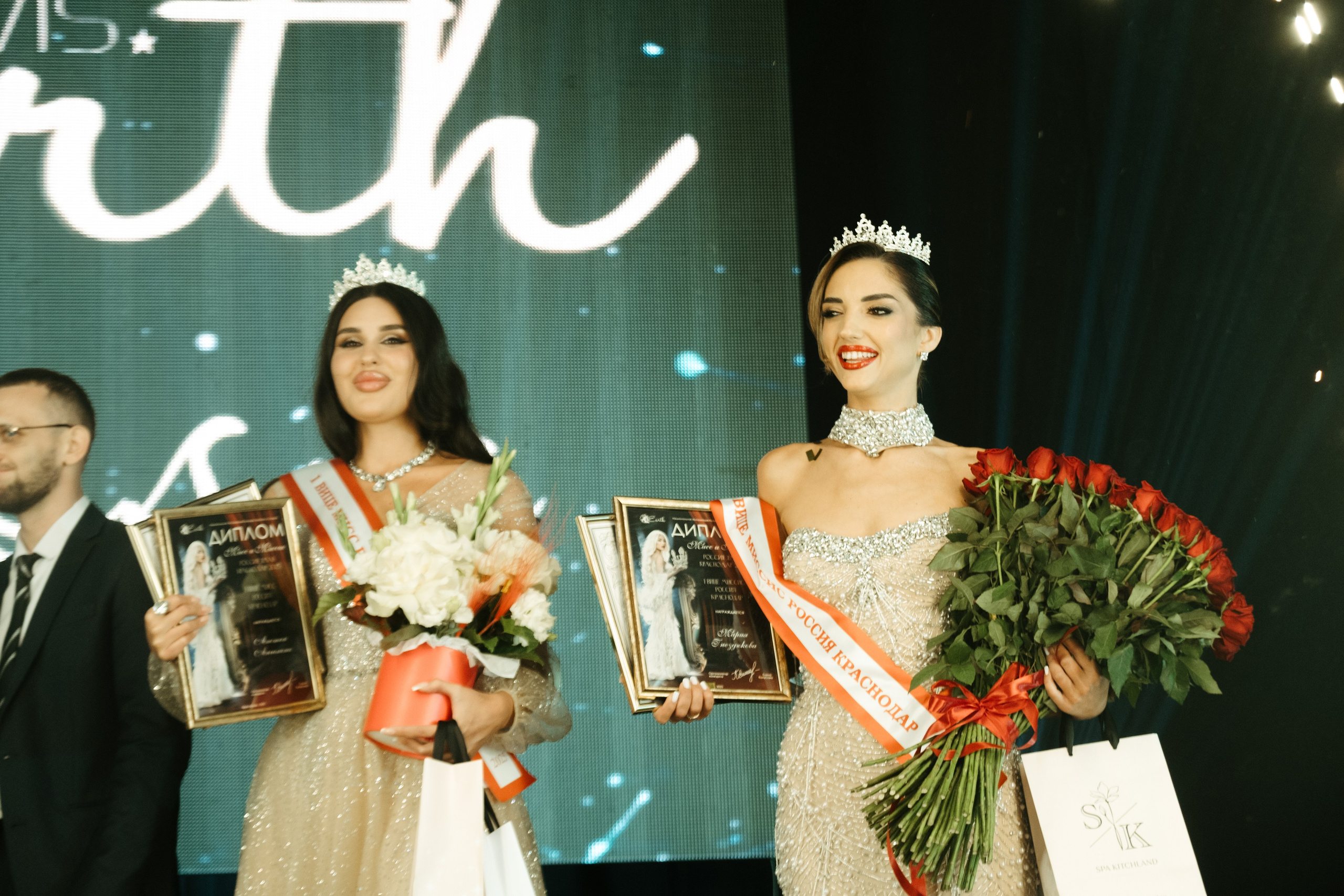 Мисс и Миссис Россия Земли Краснодар 2025 программа. Свадебный и репортажной фотограф Денис Ожигин в Краснодаре и Краснодарском крае