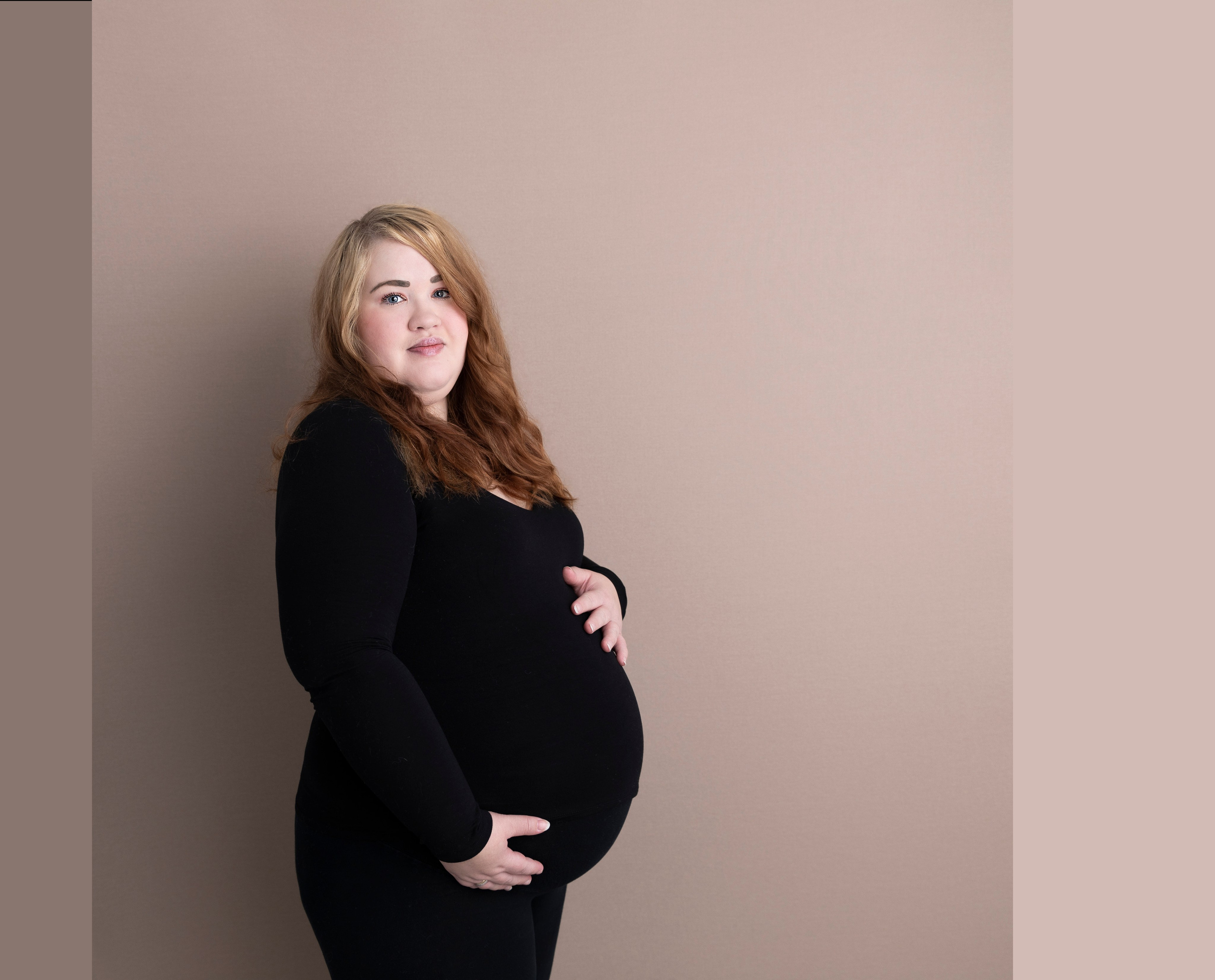 Maternity. Newborn photographer. Keski-Suomi (Central Finland)