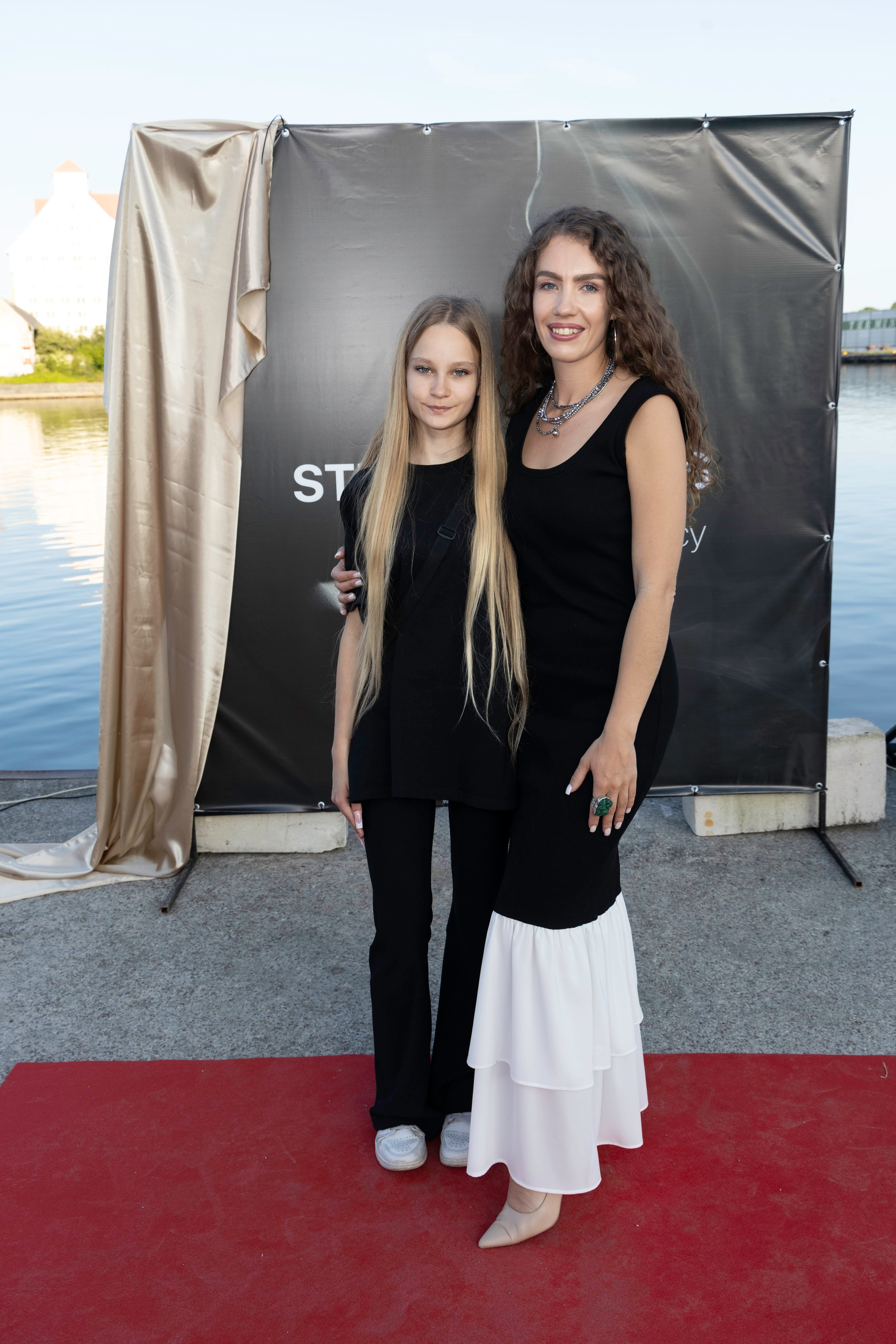 Открытие «FISUN | MIRAM Brand». Olya Posnimay