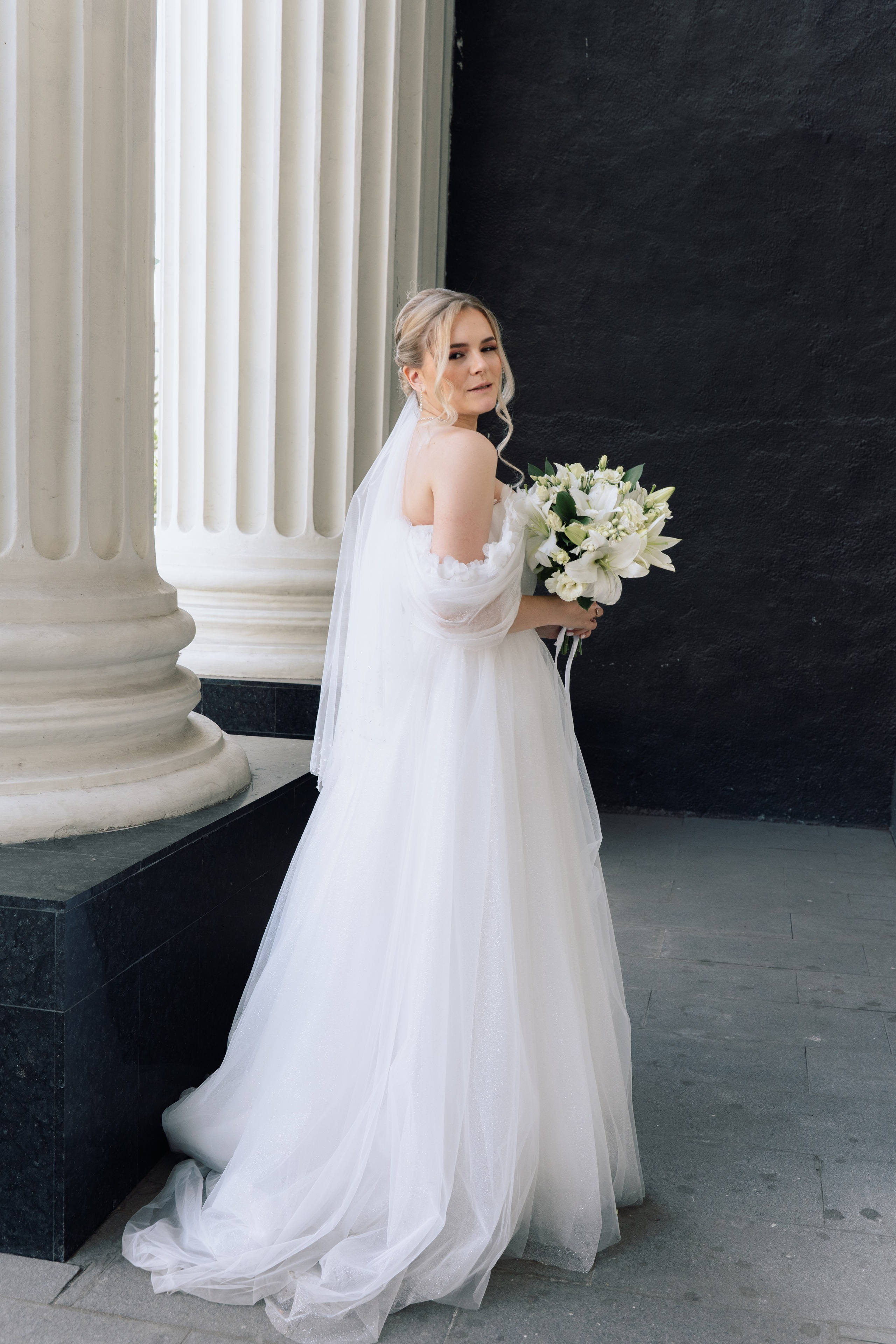 City Center. Для тех, кто не ждёт удачи, а создаёт её. Каждая фотосессия — это твой момент, твой стиль, твой успех. 📸