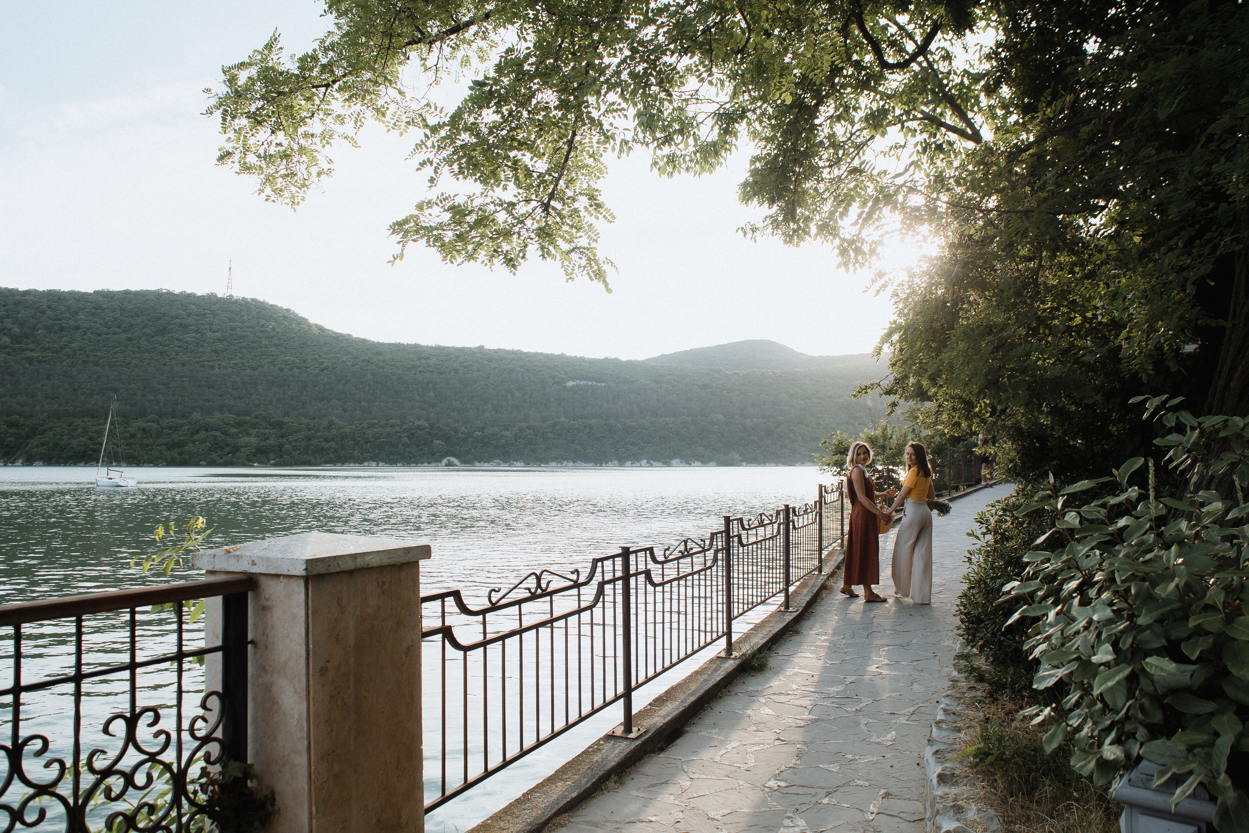 Прогулка по Абрау Дюрсо / Мама и дочь. Свадебный и семейный фотограф в Анапе/Новороссийске Виктория Чайка