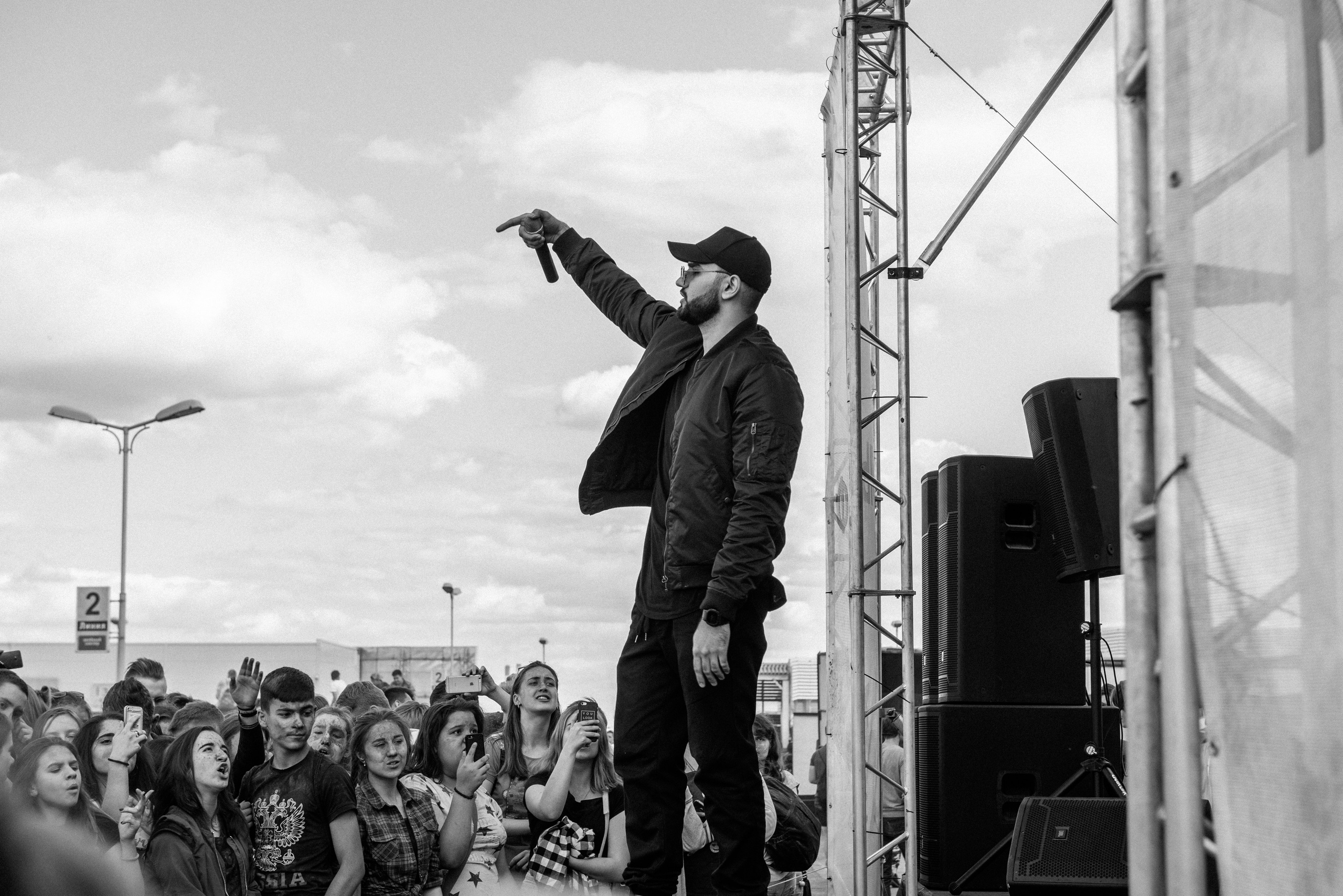 Фестиваль красок Holi. Москва, МО. Фотограф LANA STIL. Семейный, репортажный фотограф, студия. Женский, мужской портрет. Фотографирую территориально в г. Королев, Москва, МО