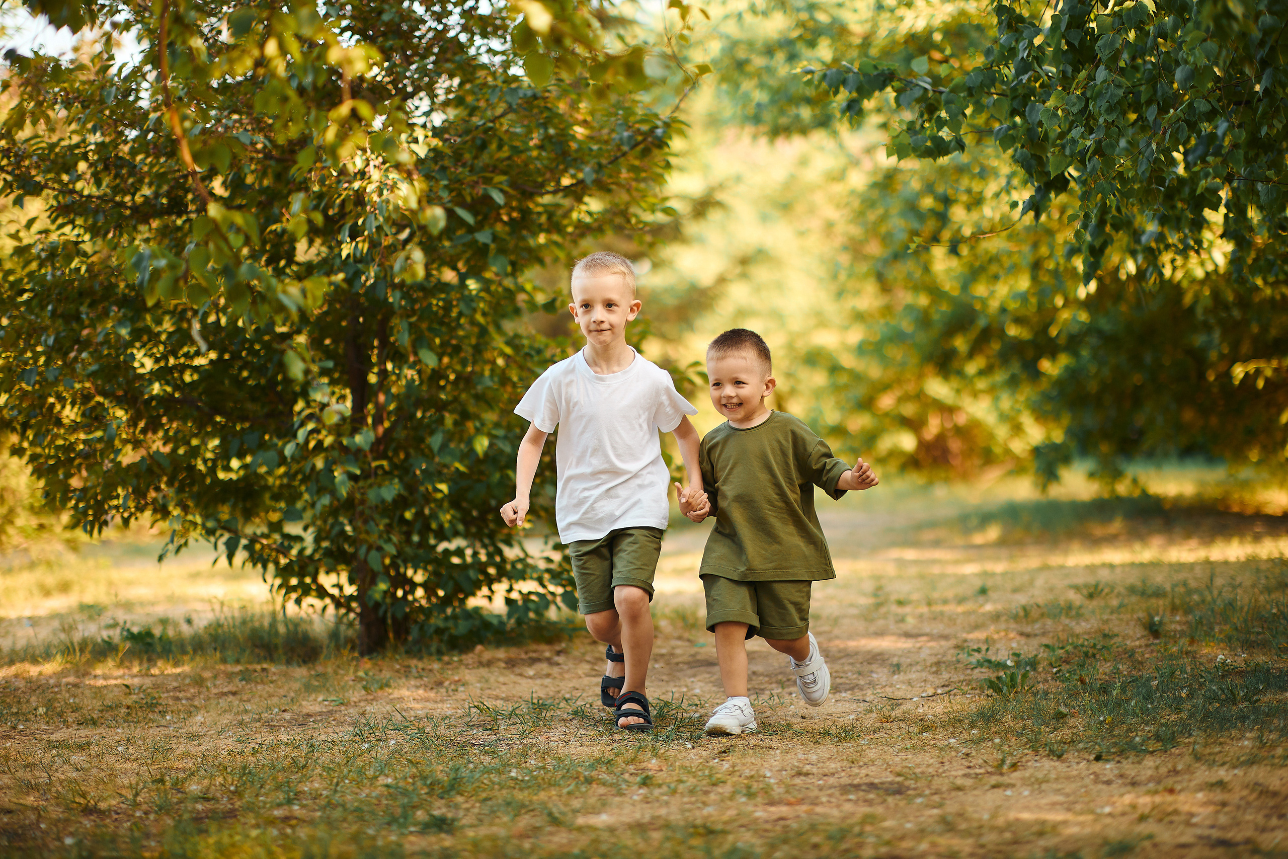 АСТОН реклама и контент. Бизнес портрет Аэросъемка Интерьерная съемка Тюмень